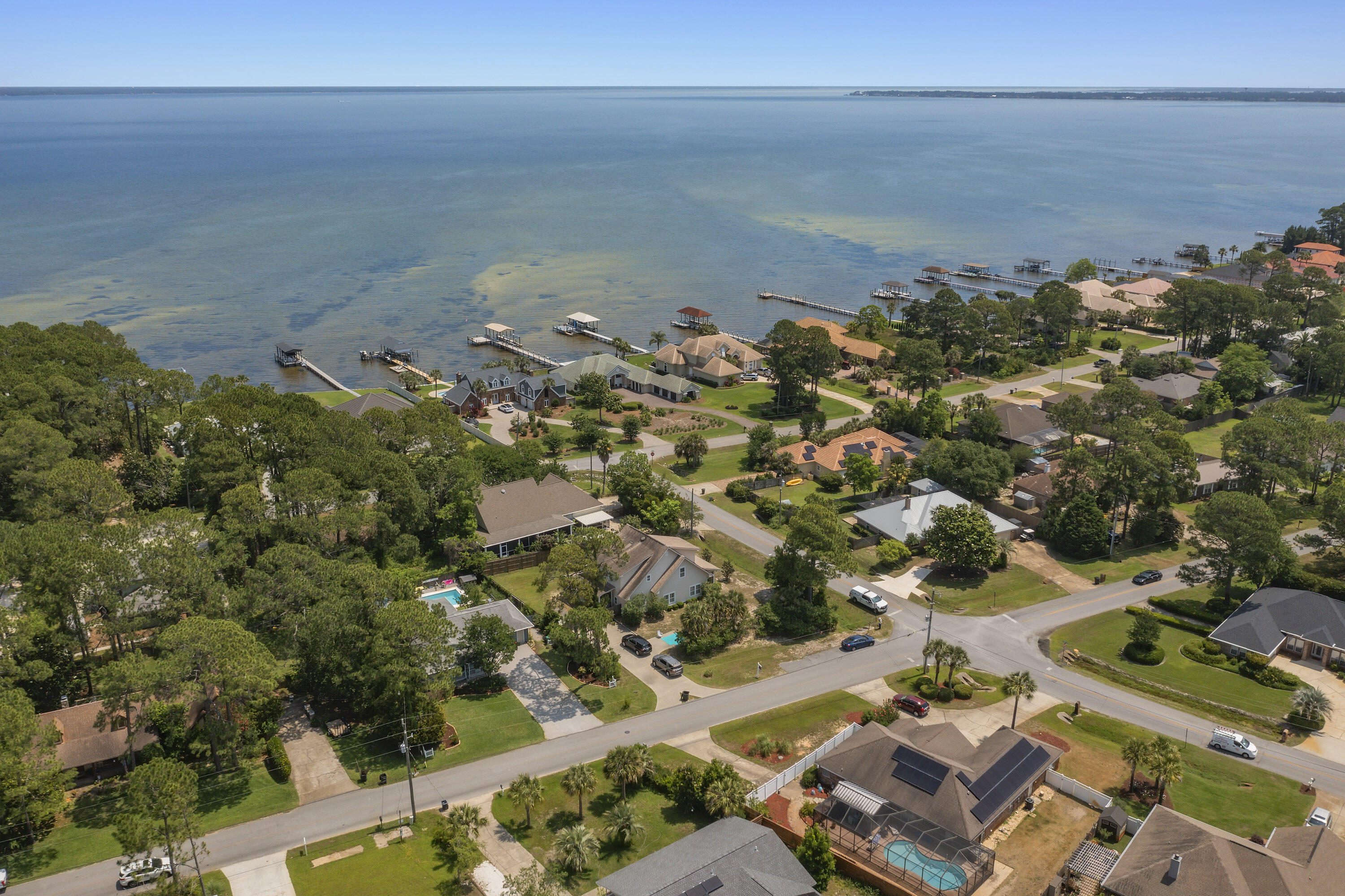 HOLIDAY SHORES EST 4TH ADDN - Residential