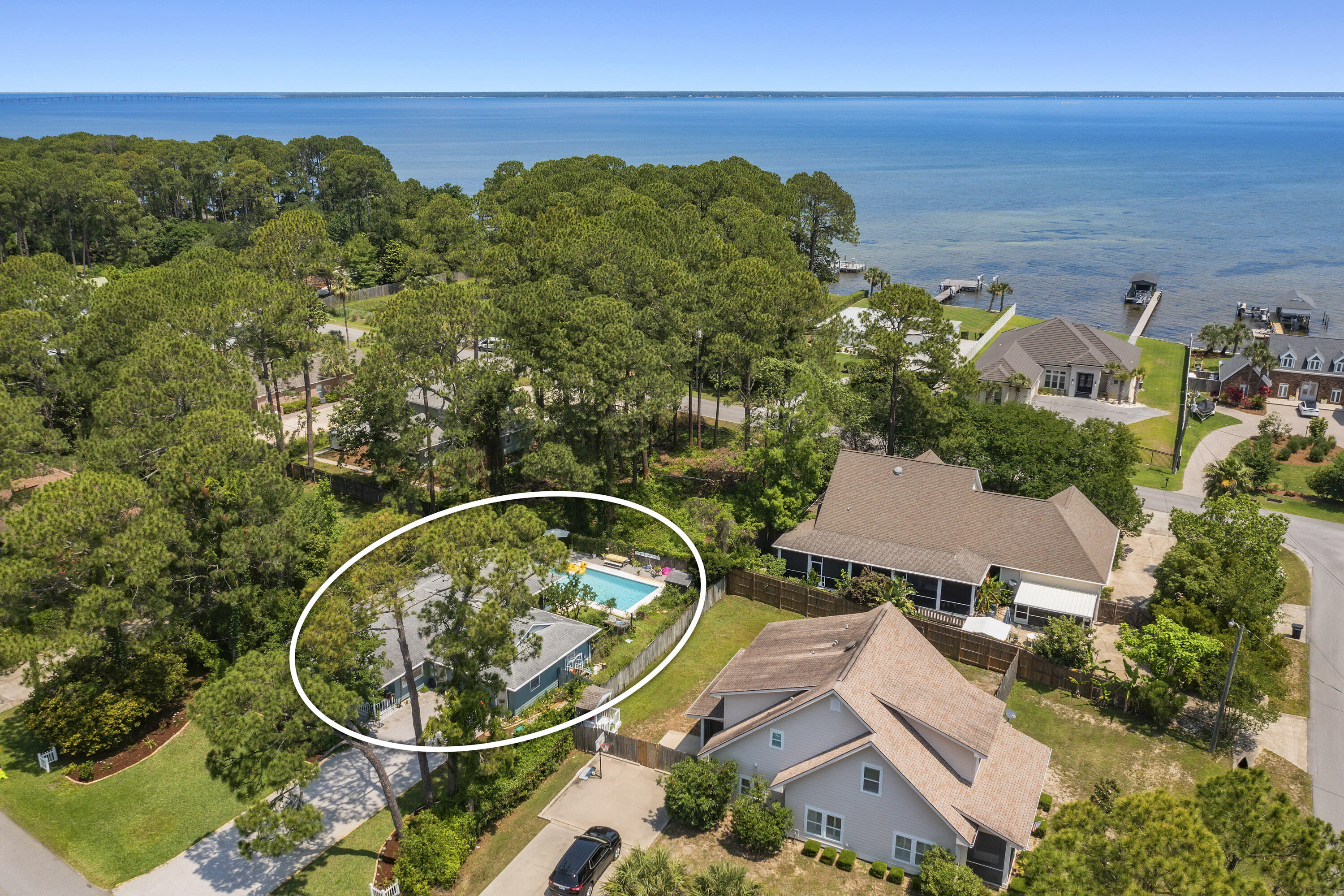 HOLIDAY SHORES EST 4TH ADDN - Residential