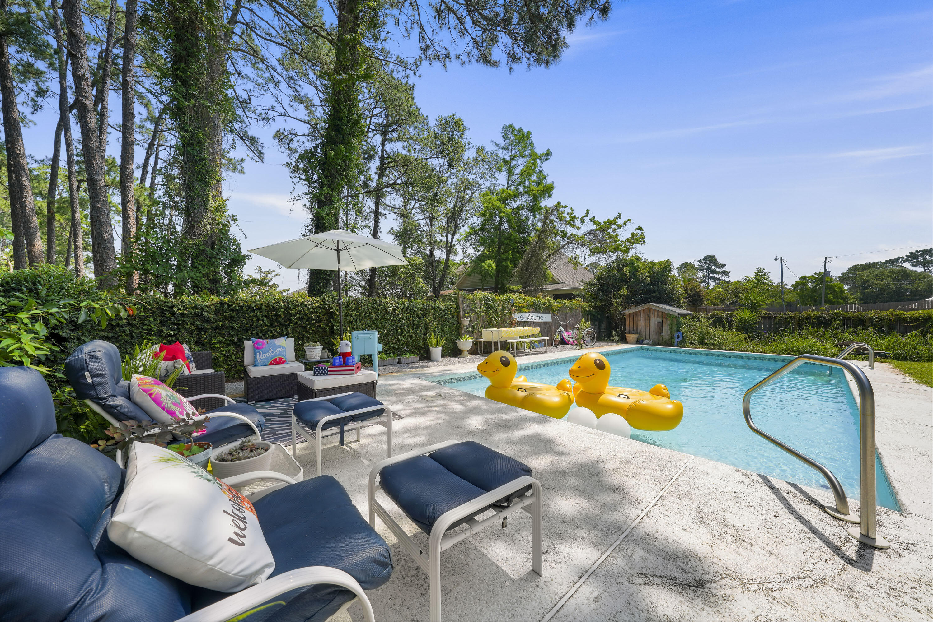 HOLIDAY SHORES EST 4TH ADDN - Residential