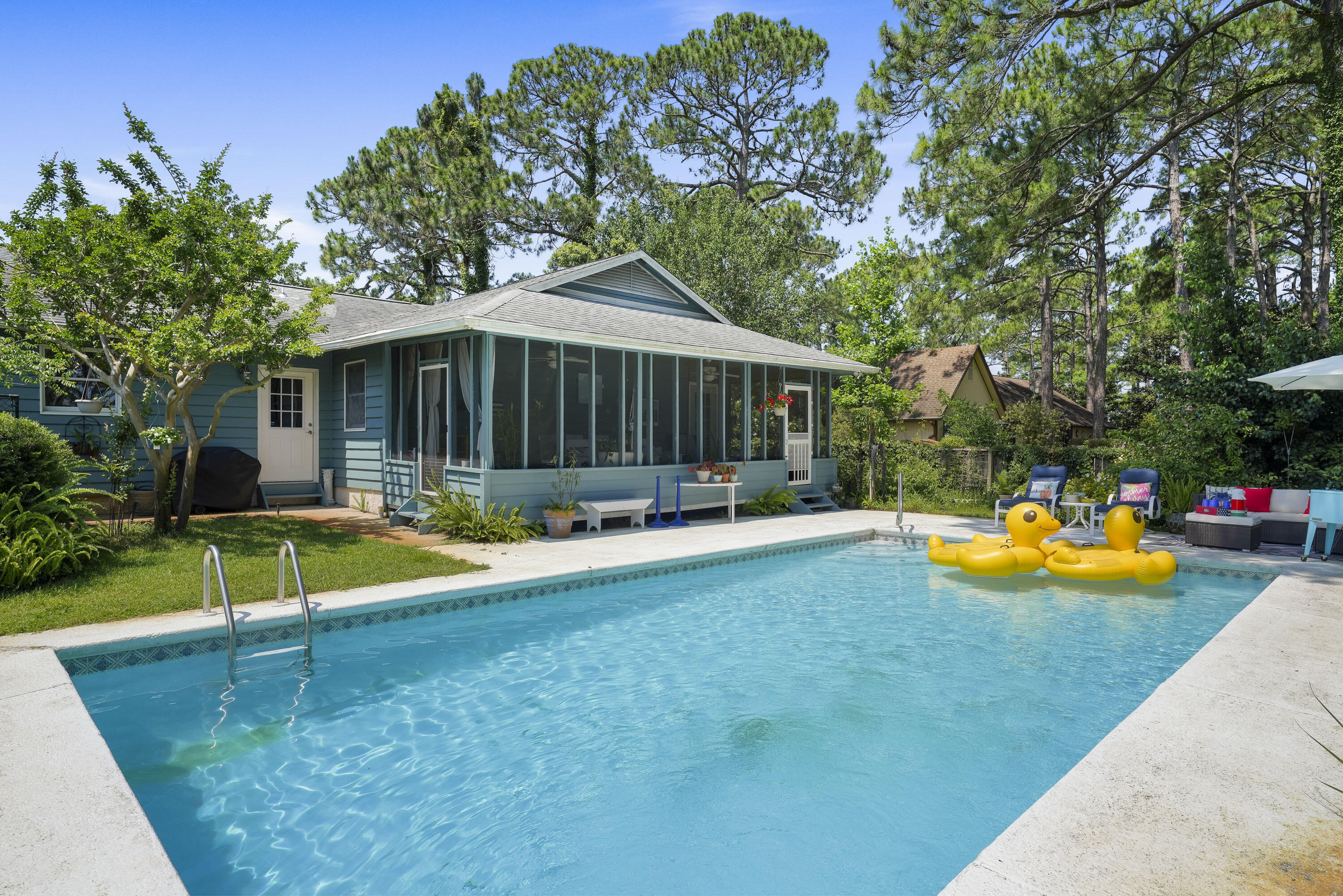 HOLIDAY SHORES EST 4TH ADDN - Residential