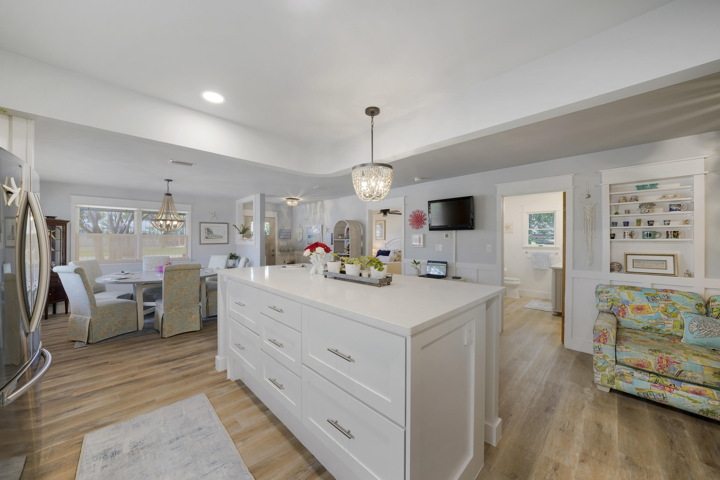 HOLIDAY SHORES EST 4TH ADDN - Residential