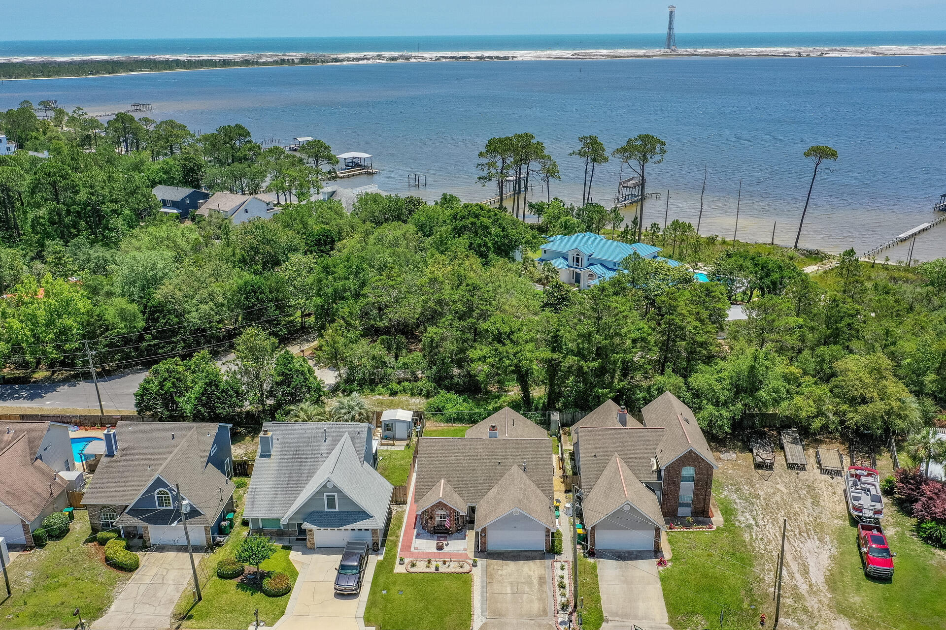 SANDY RIDGE ESTATES - Residential