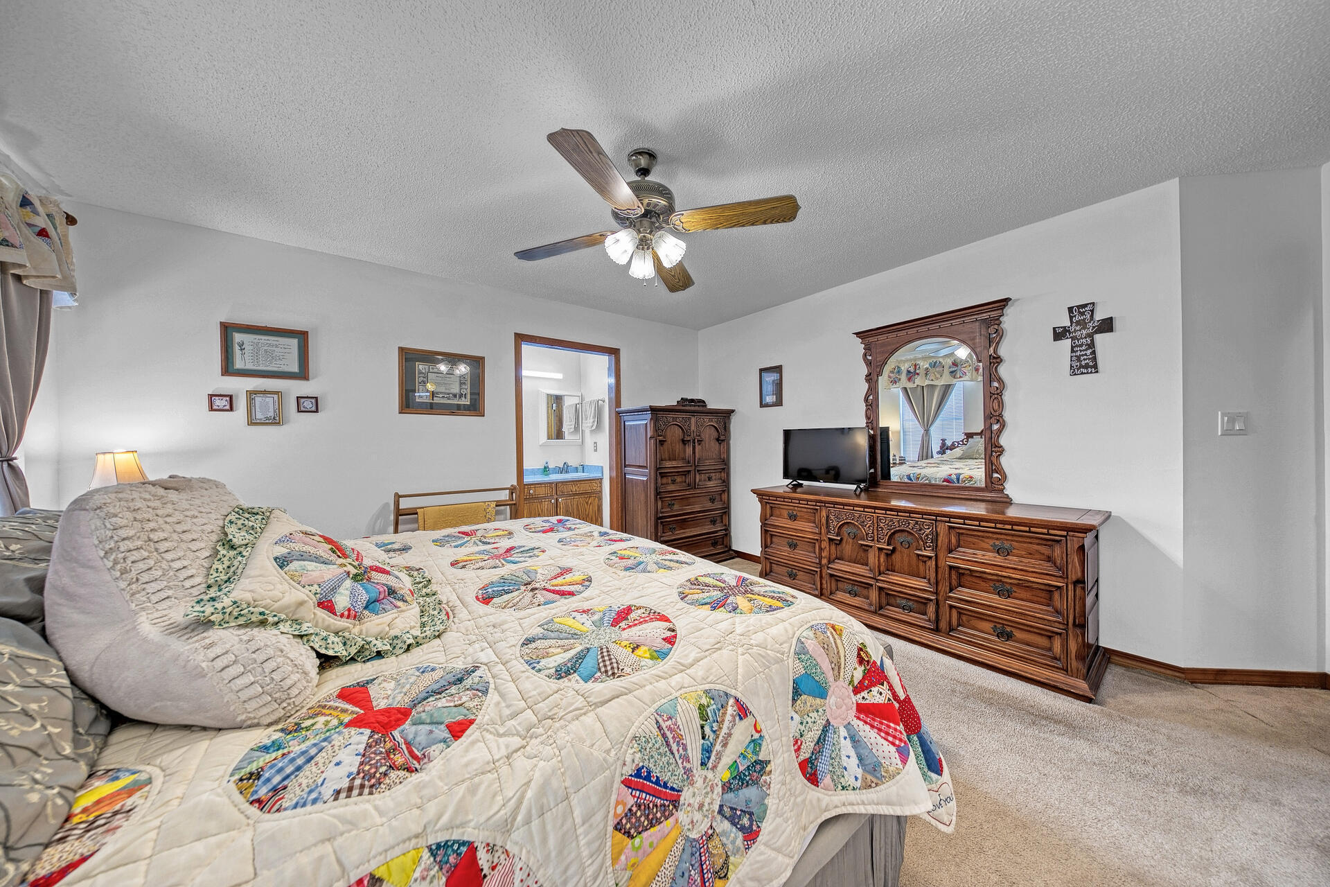 SANDY RIDGE ESTATES - Residential