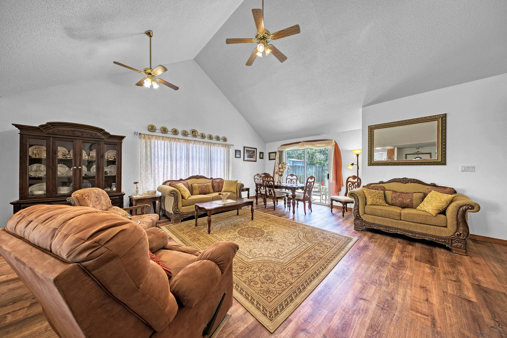 SANDY RIDGE ESTATES - Residential