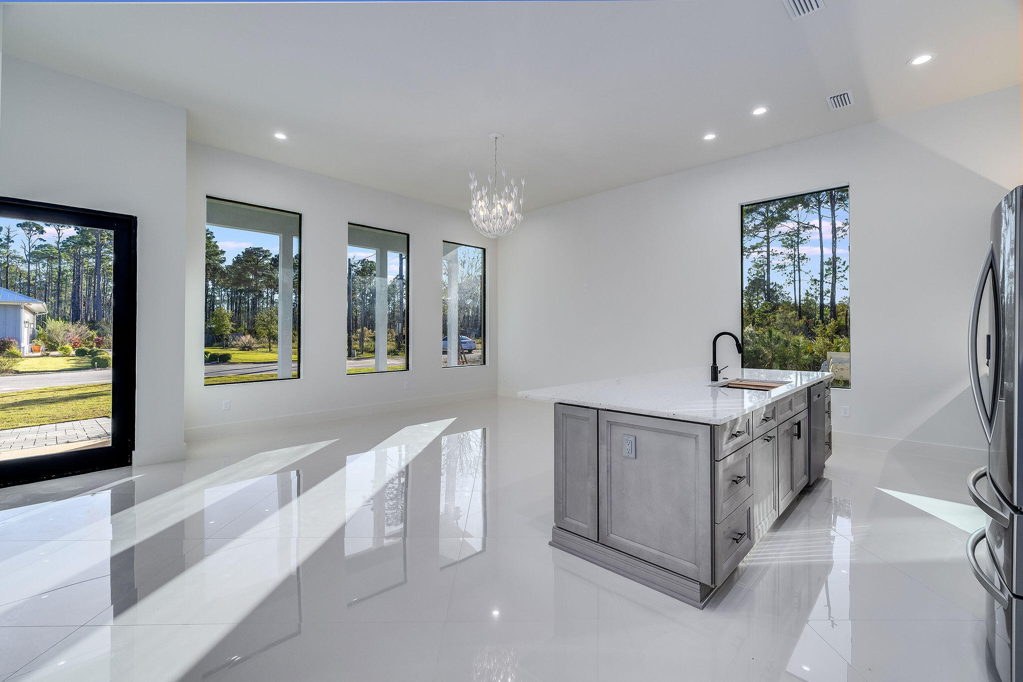 THOMPSON PLANTATION - Residential Lease
