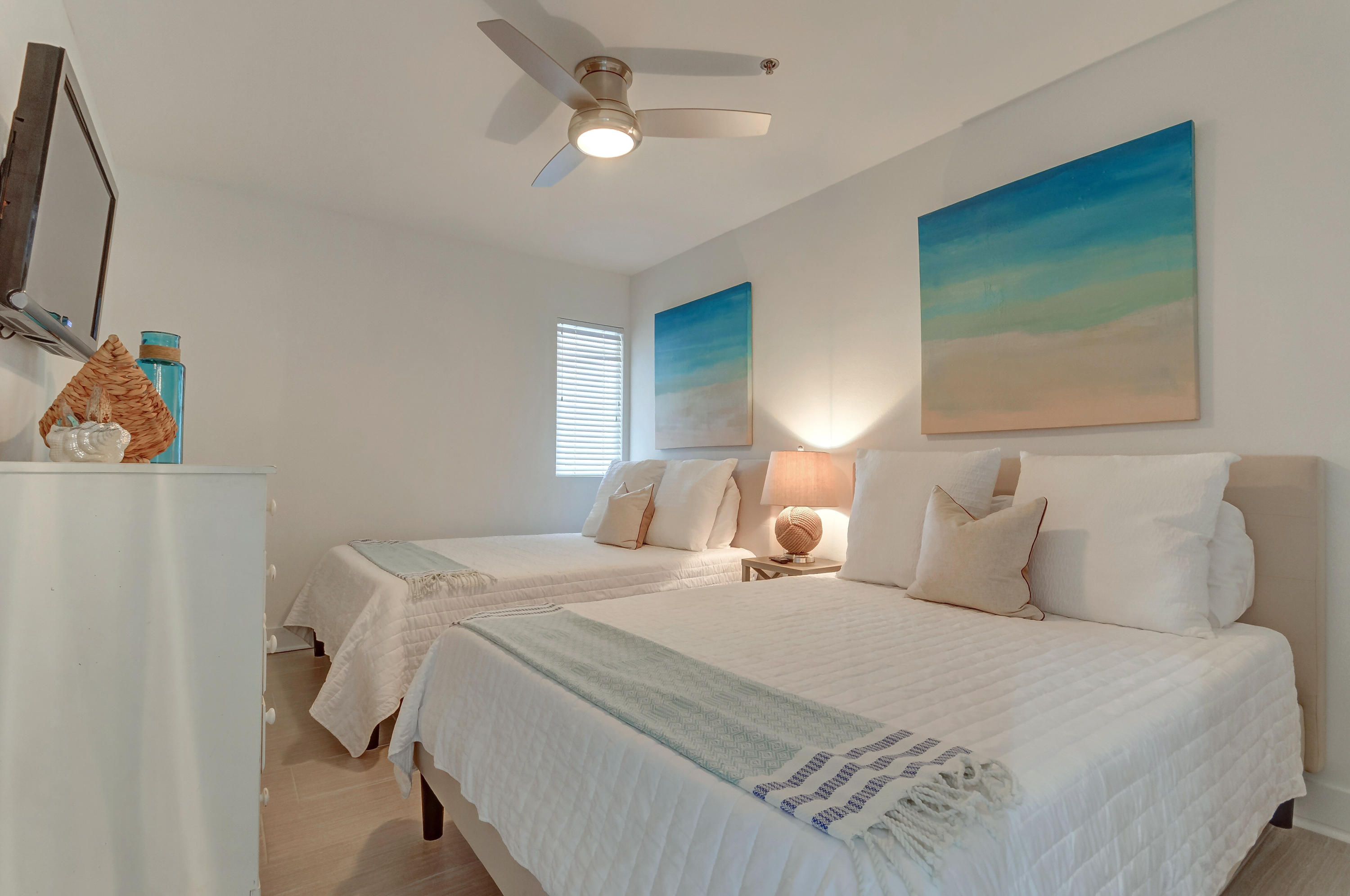 VILLAS AT SUNSET BEACH - Residential