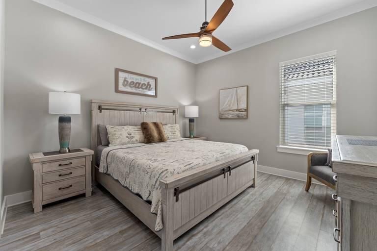 EMERALD WATERS VILLAGE - Residential