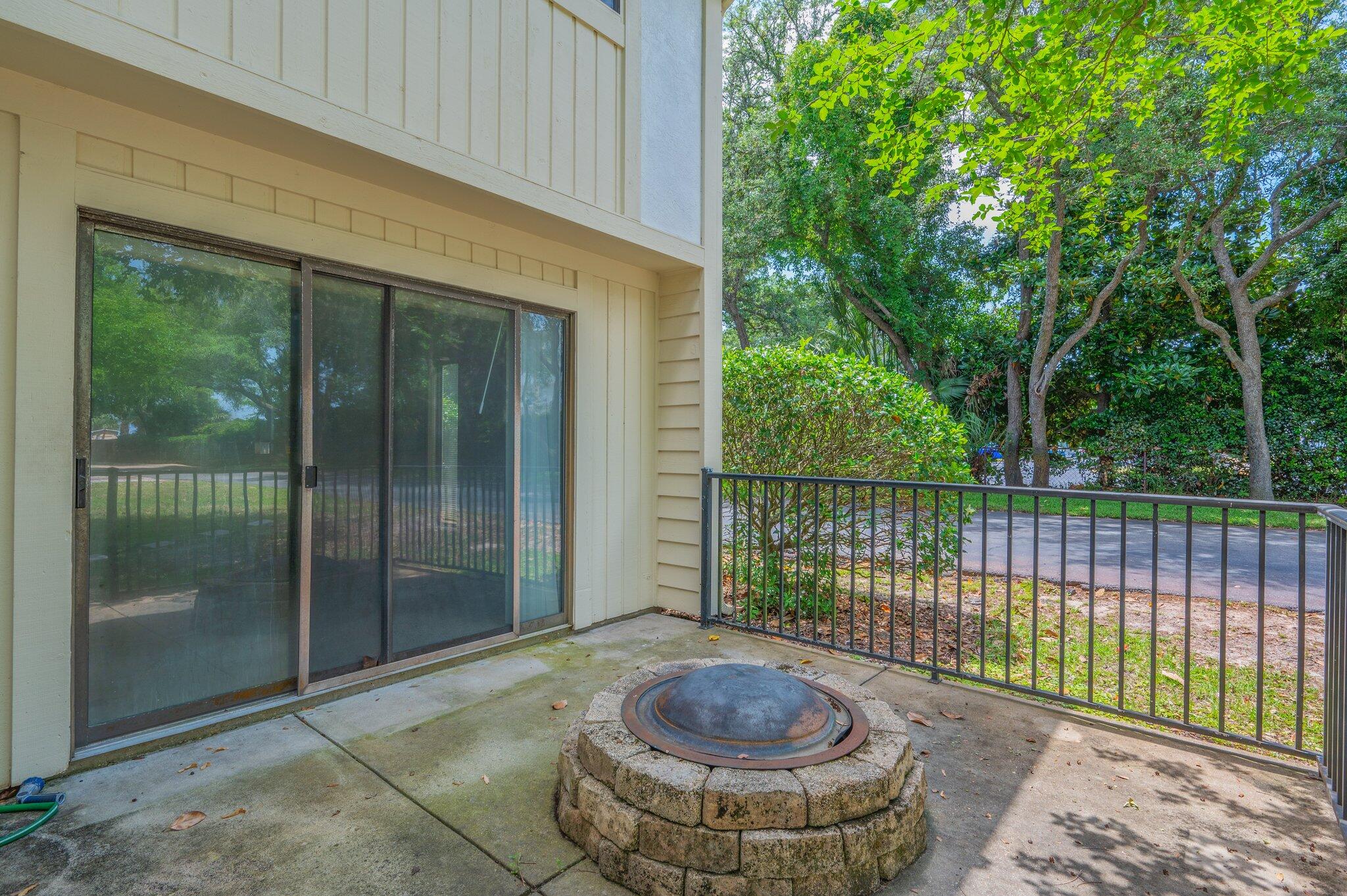 MAGNOLIA BAY CLUB - Residential Lease