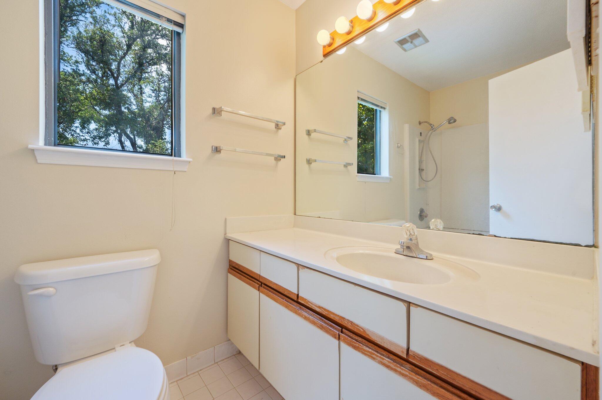 MAGNOLIA BAY CLUB - Residential Lease