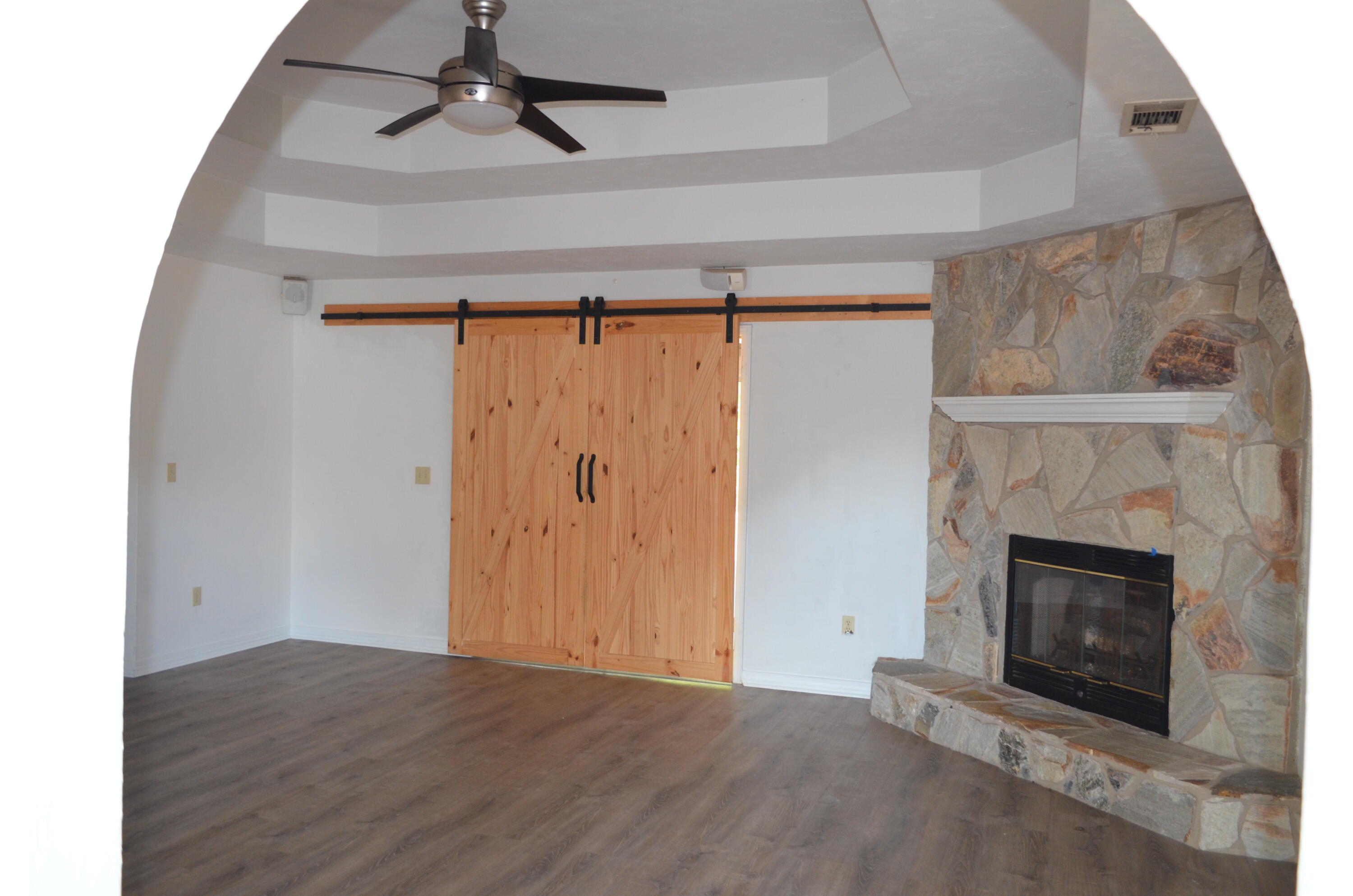 MEADOW WOODS - Residential Lease