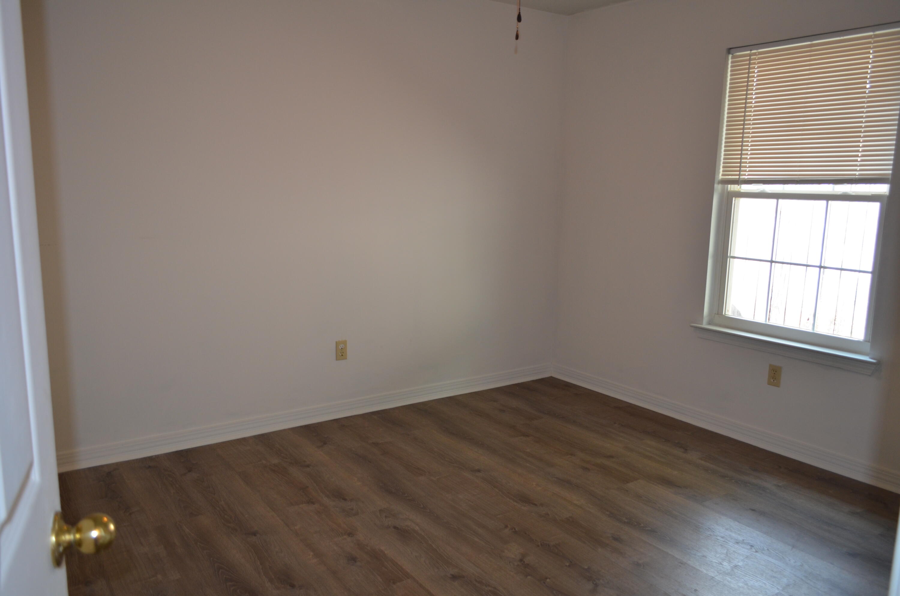 MEADOW WOODS - Residential Lease