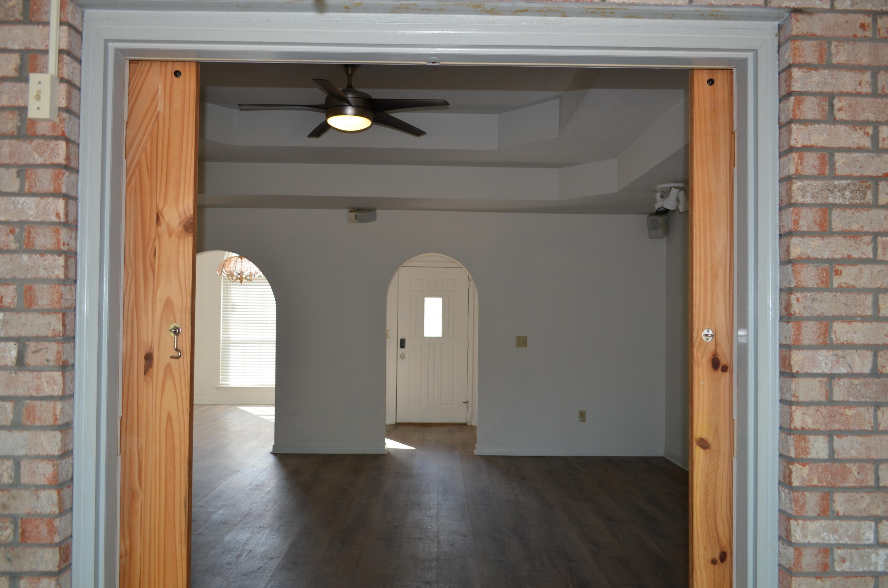 MEADOW WOODS - Residential Lease