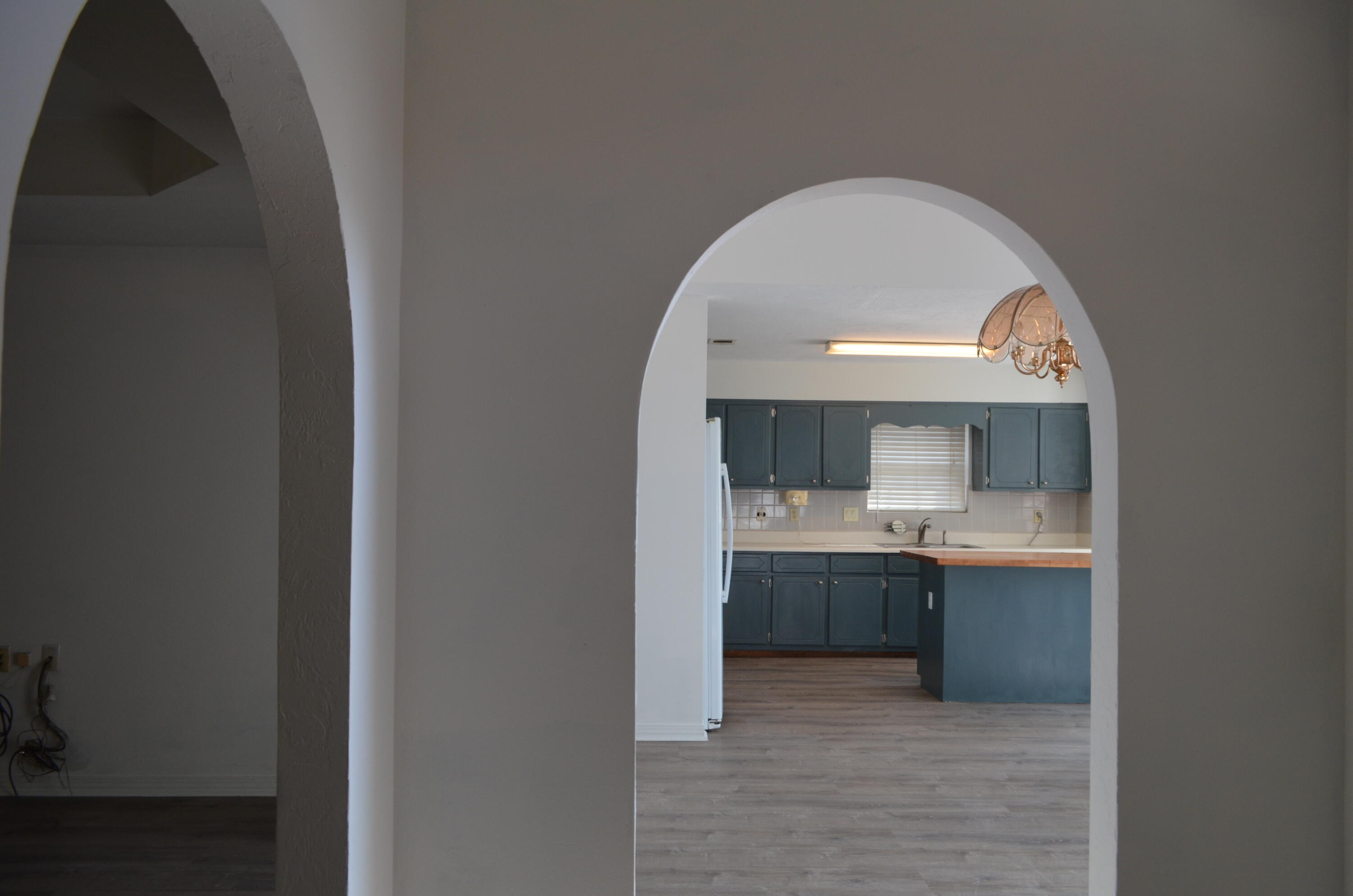 MEADOW WOODS - Residential Lease