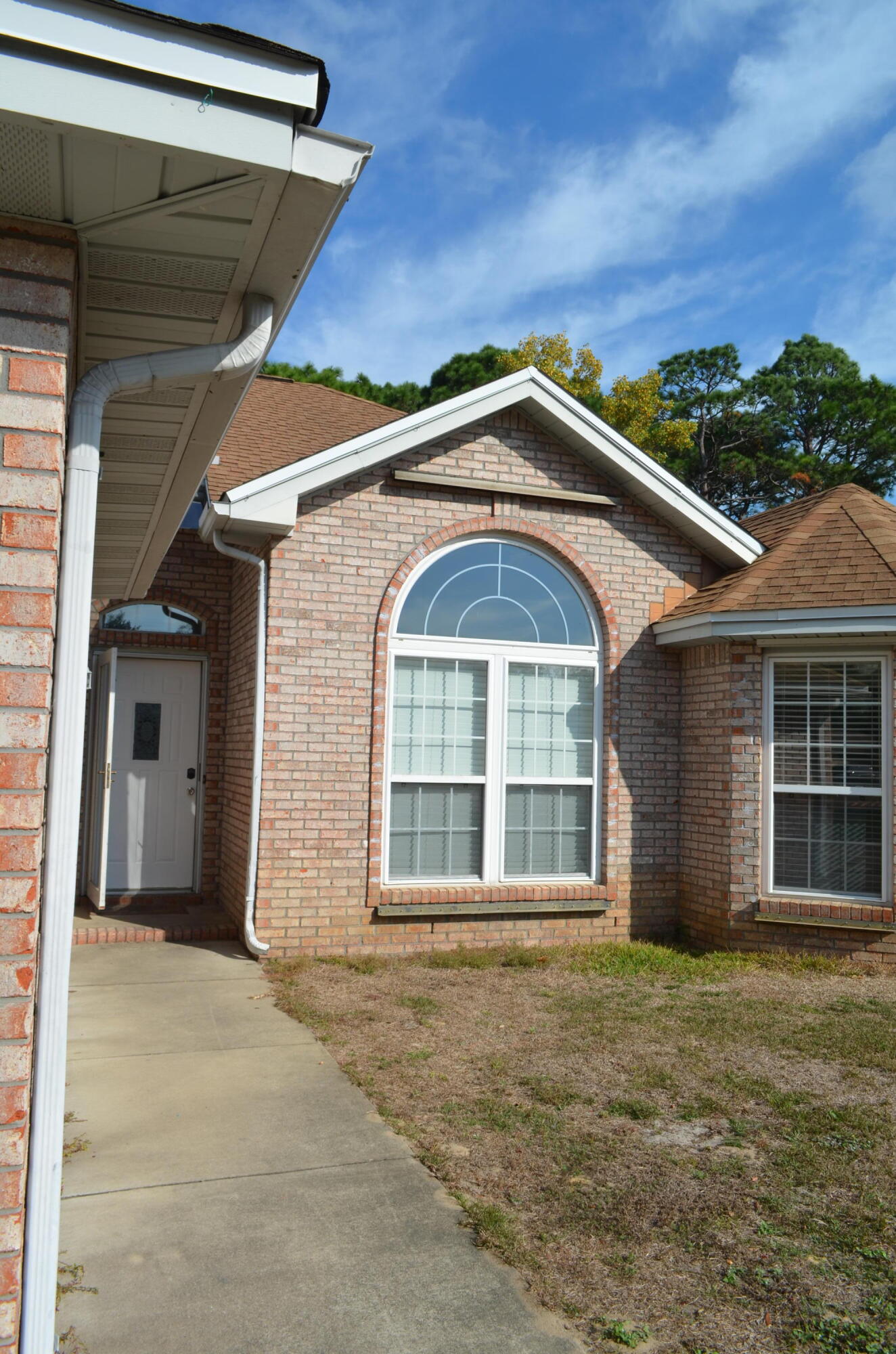 MEADOW WOODS - Residential Lease