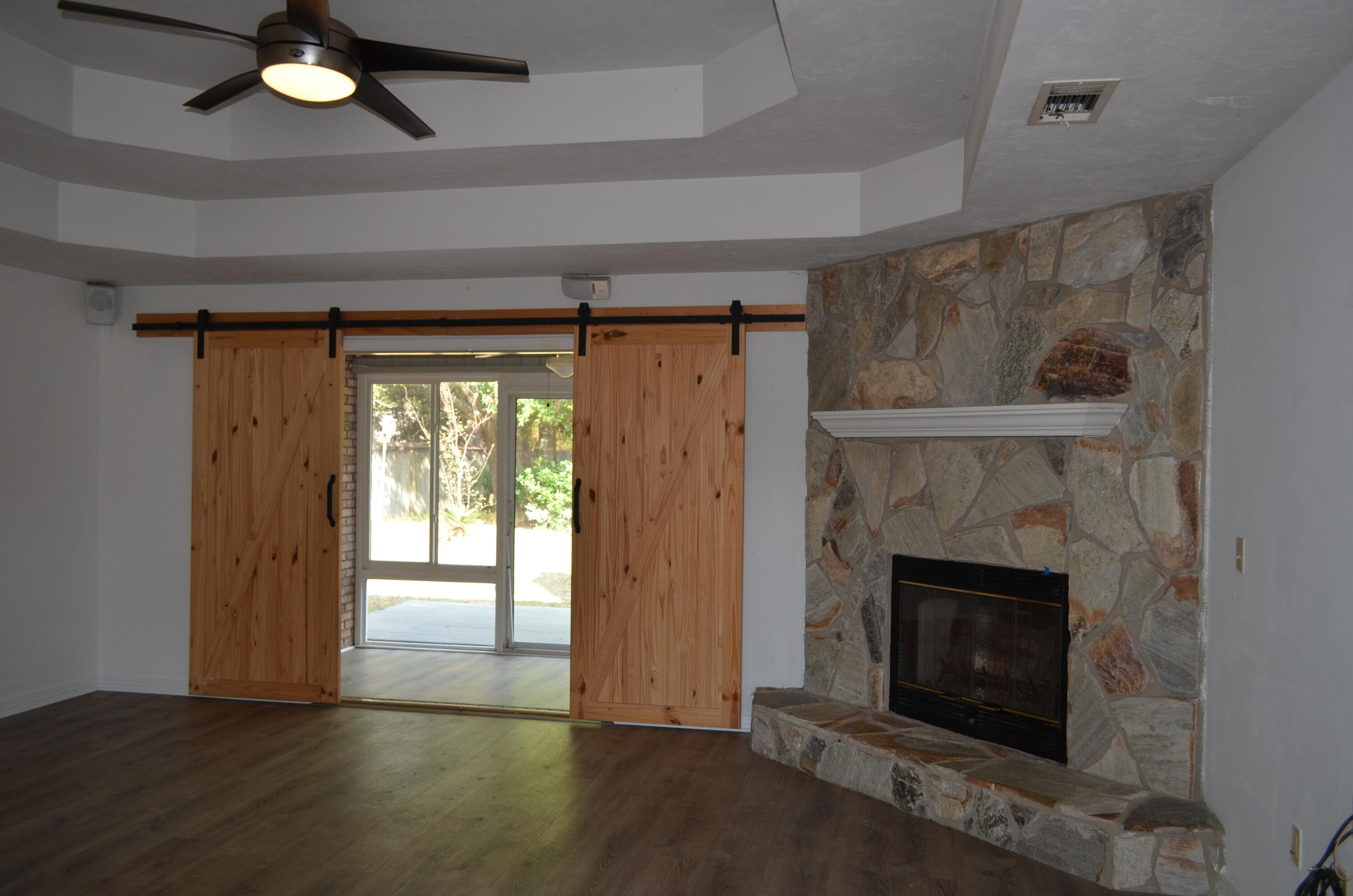 MEADOW WOODS - Residential Lease