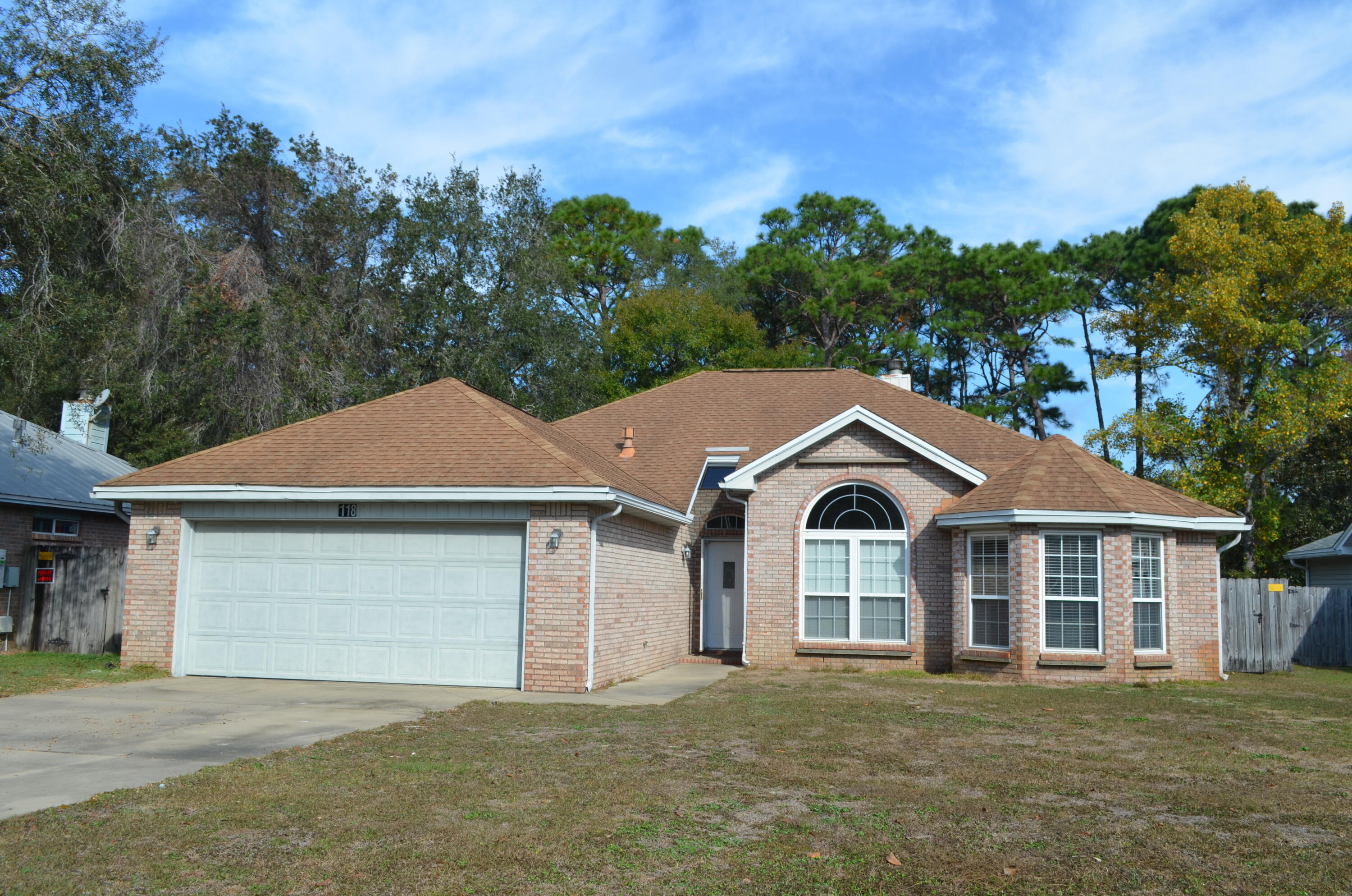 MEADOW WOODS - Residential Lease