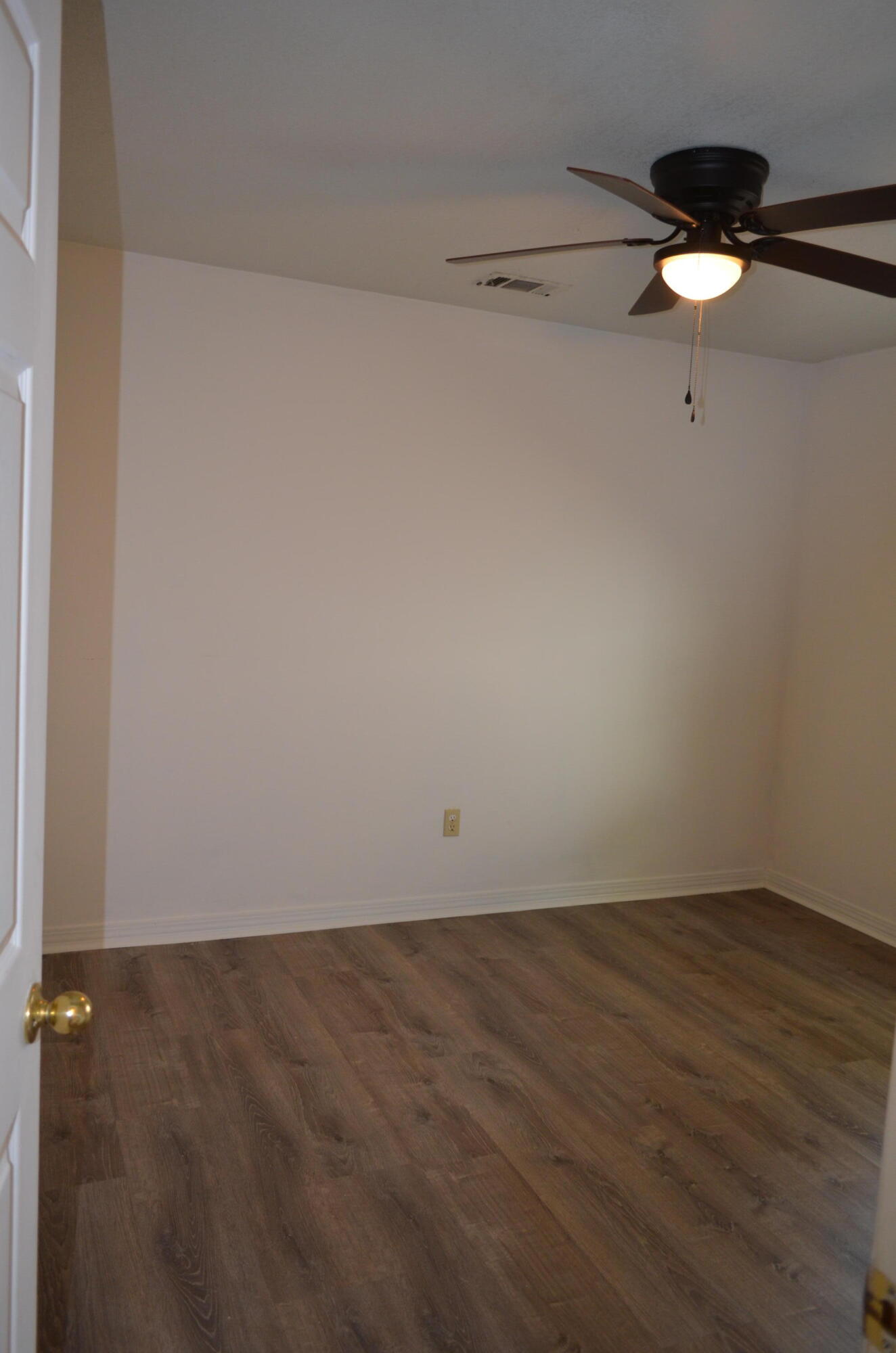 MEADOW WOODS - Residential Lease