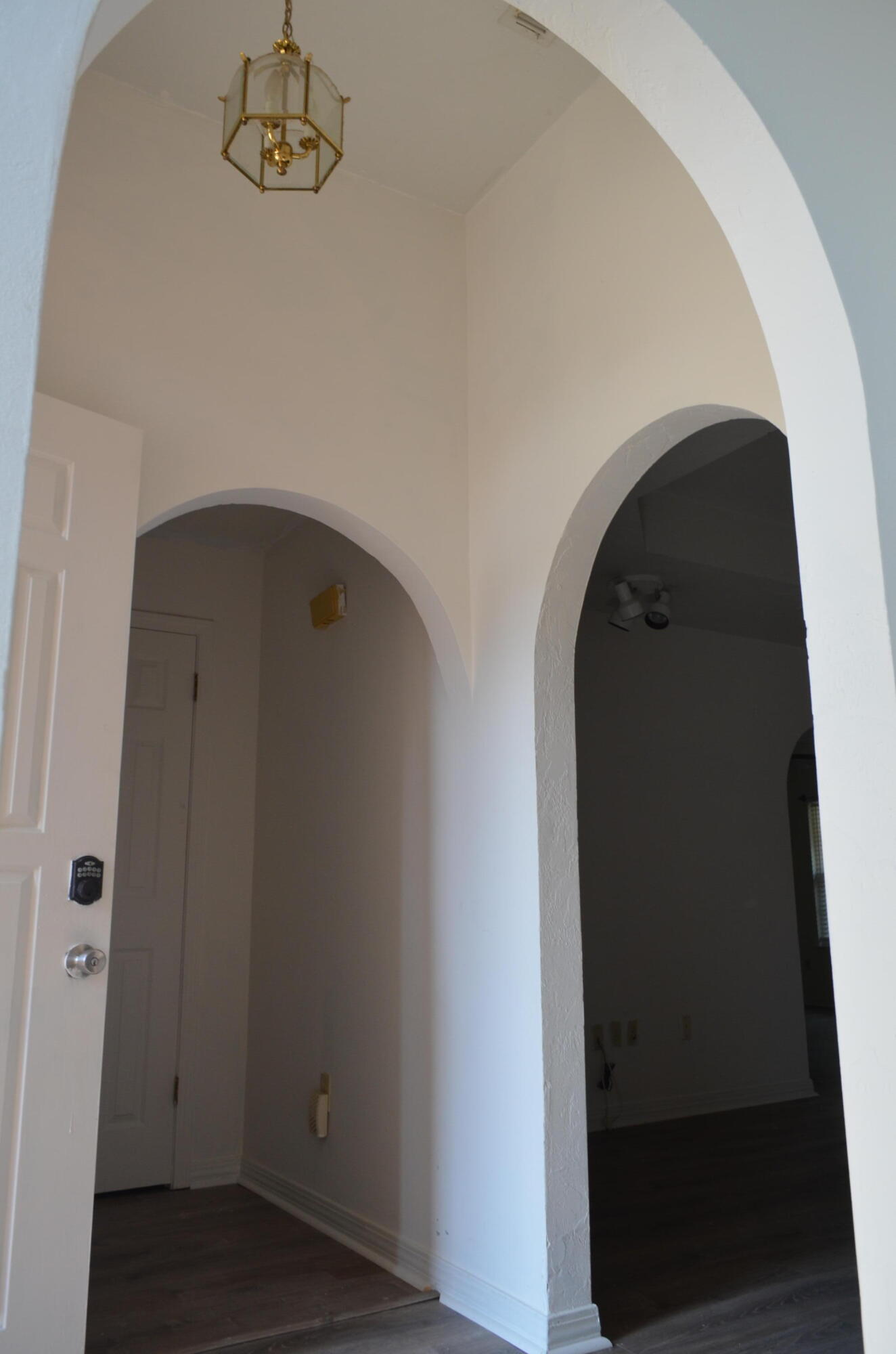 MEADOW WOODS - Residential Lease