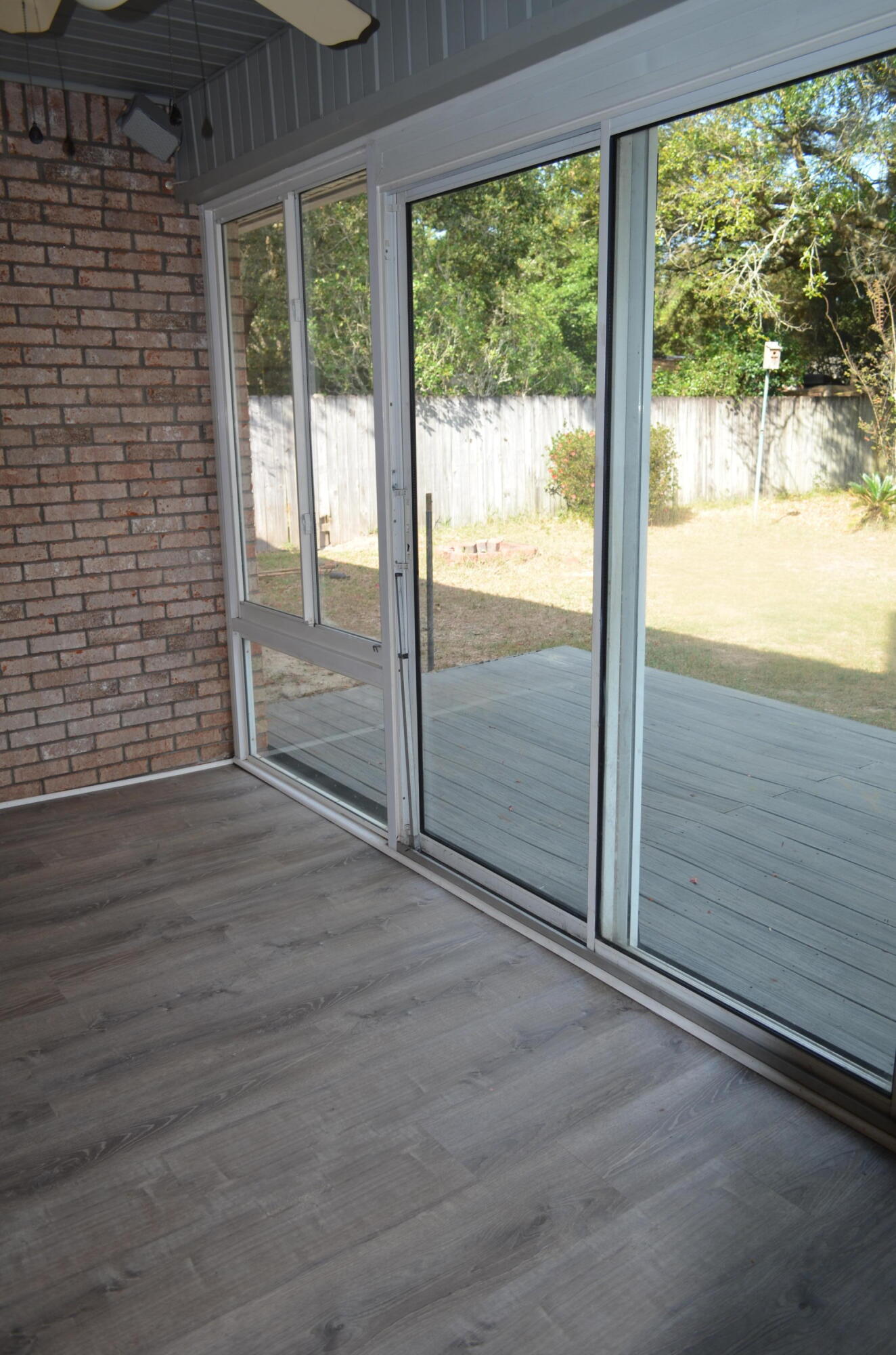 MEADOW WOODS - Residential Lease