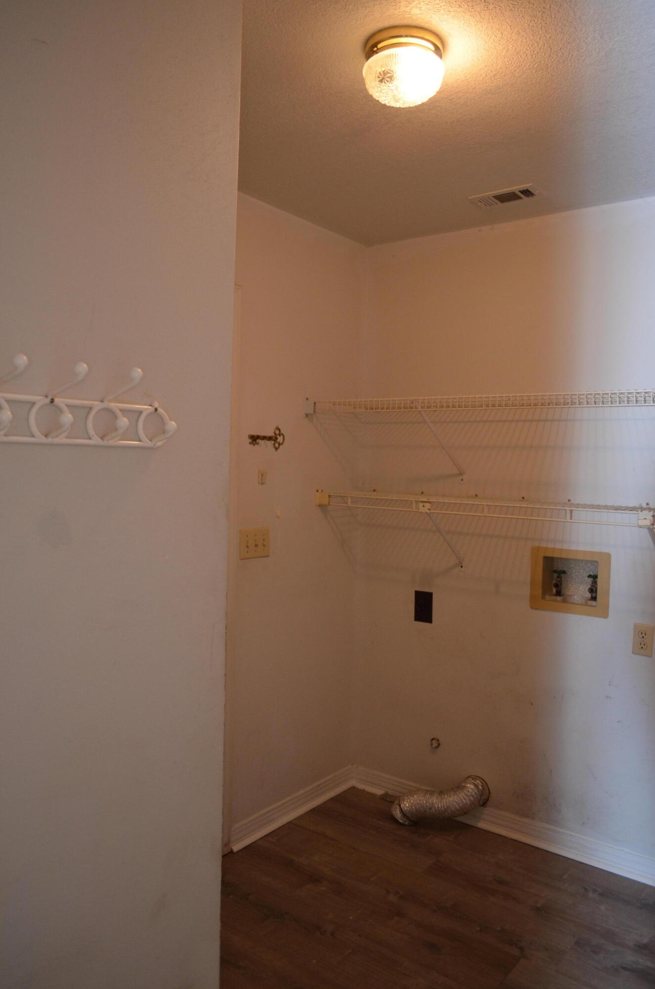 MEADOW WOODS - Residential Lease