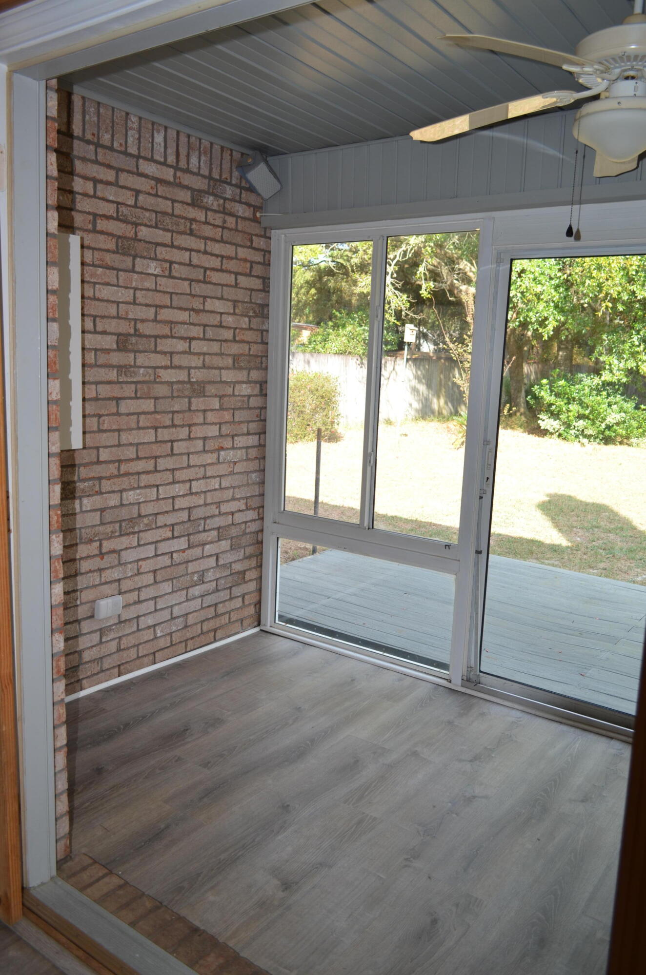 MEADOW WOODS - Residential Lease