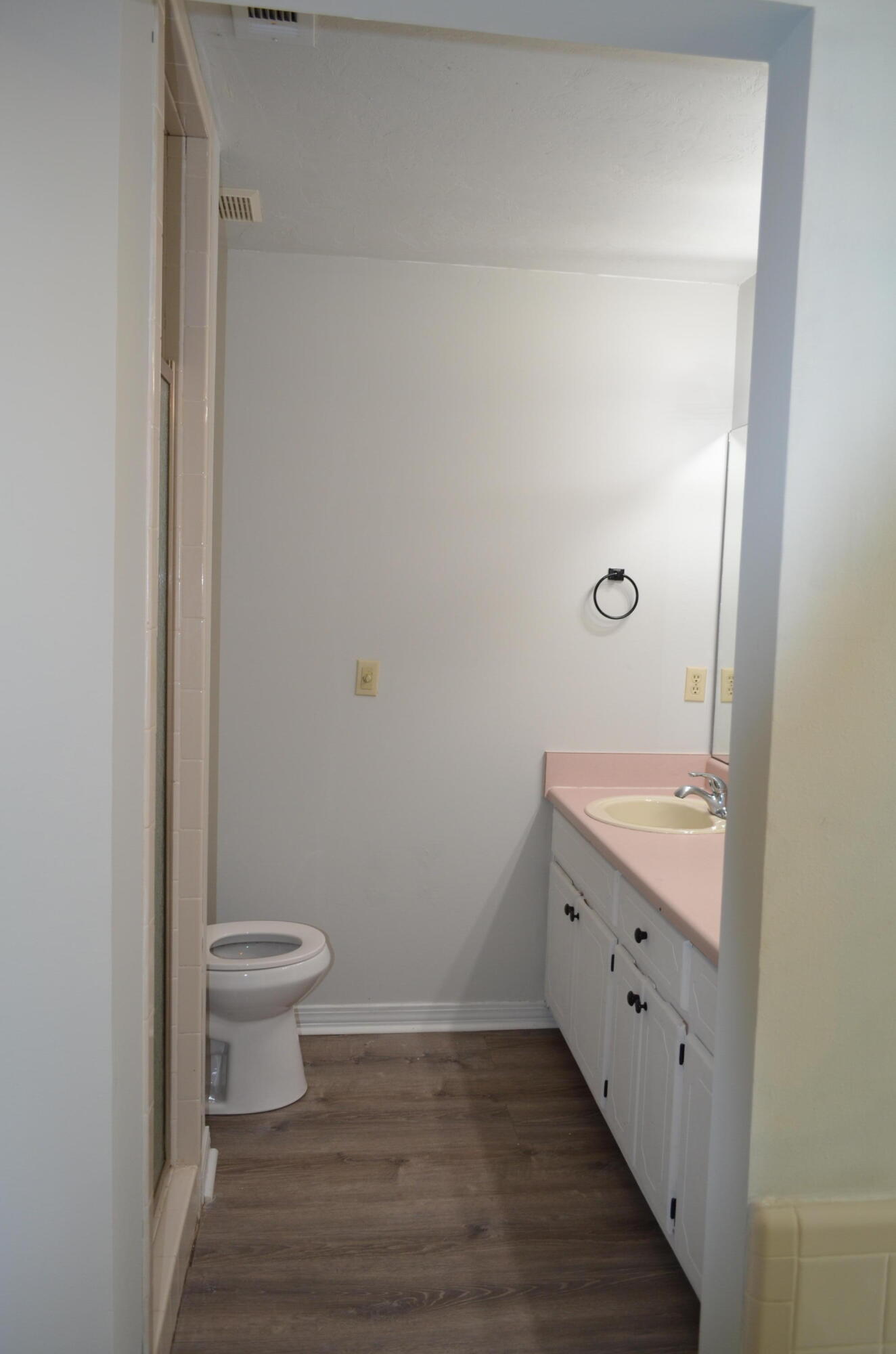 MEADOW WOODS - Residential Lease