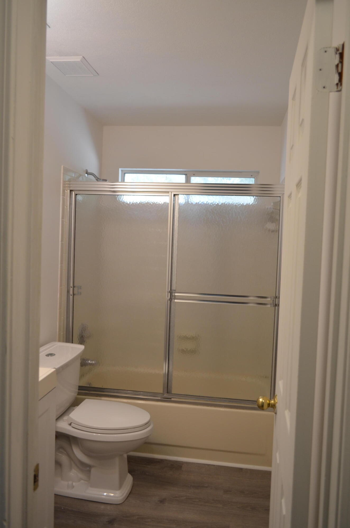 MEADOW WOODS - Residential Lease