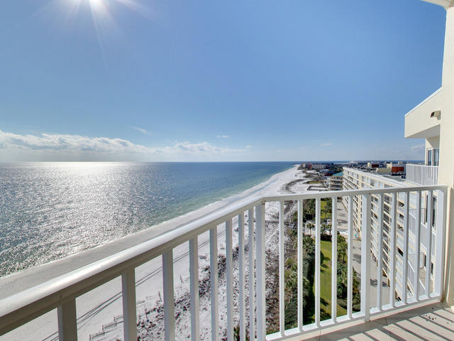 HOLIDAY ISLE TOWERS CONDO - Residential