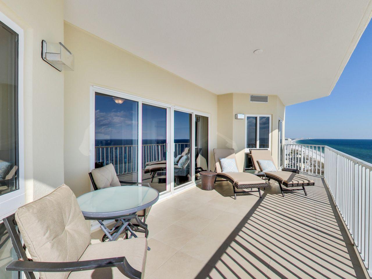 HOLIDAY ISLE TOWERS CONDO - Residential