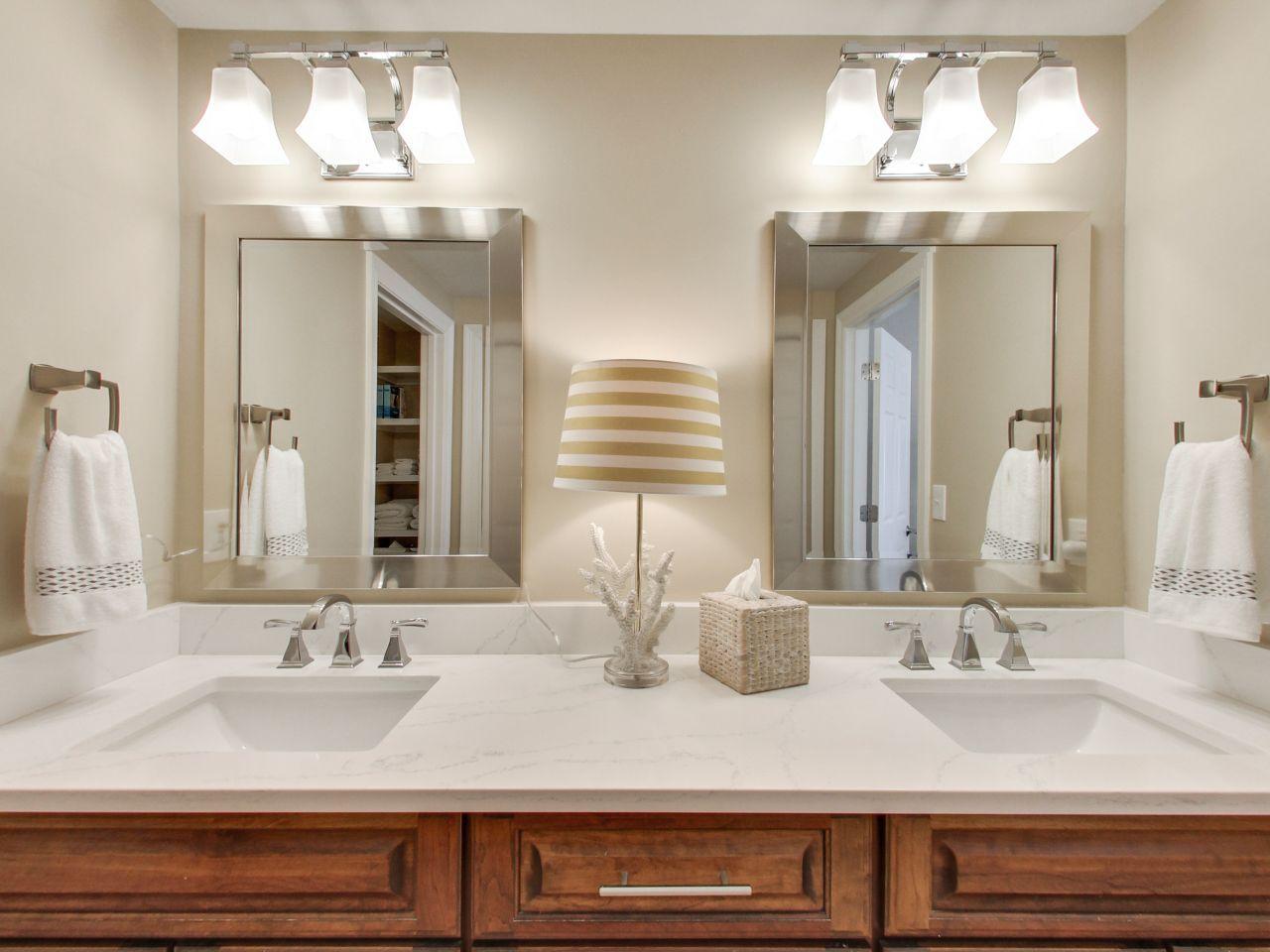 HOLIDAY ISLE TOWERS CONDO - Residential