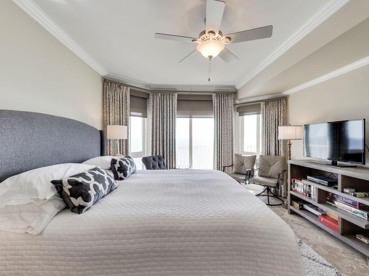 HOLIDAY ISLE TOWERS CONDO - Residential