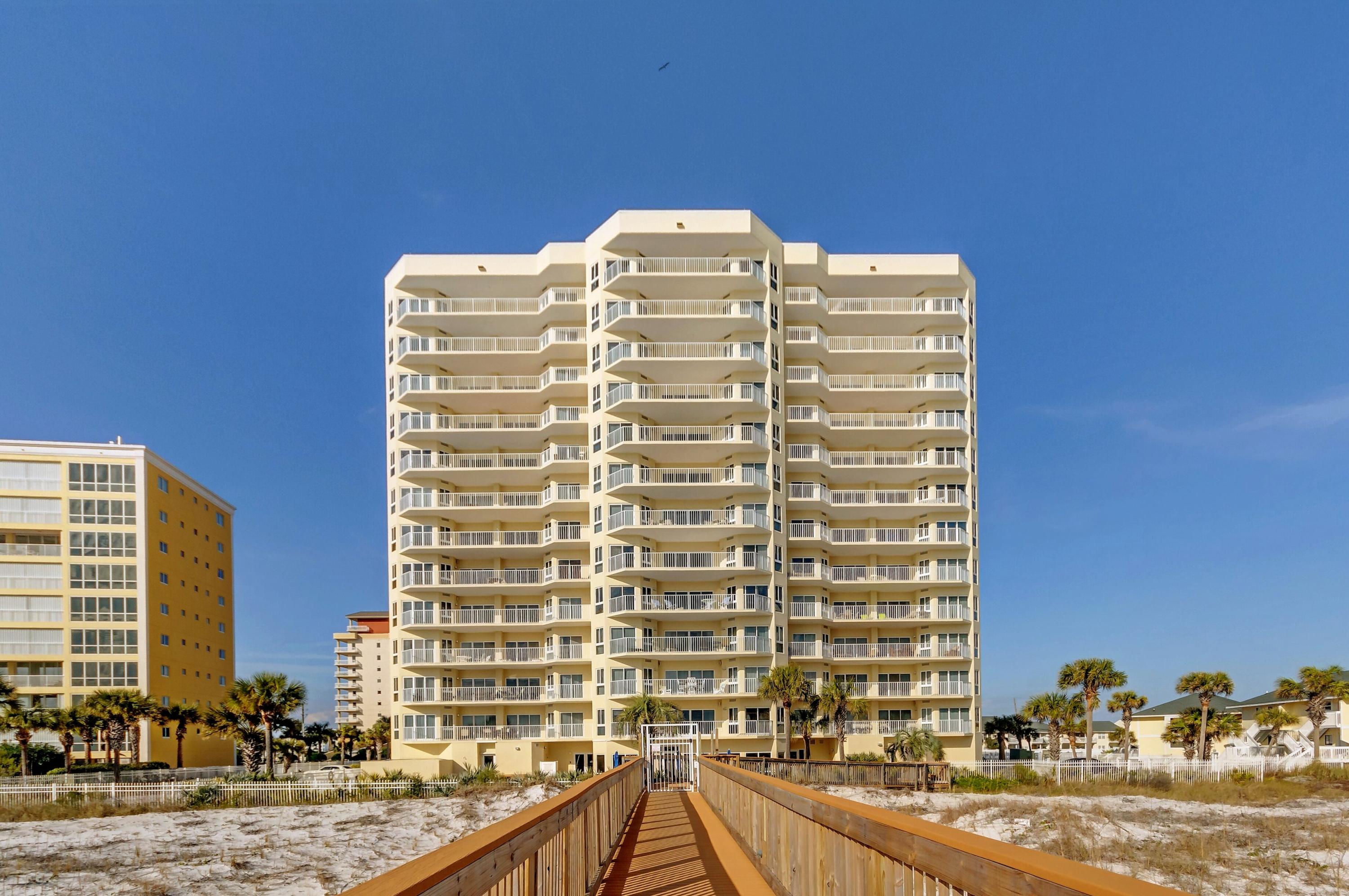 HOLIDAY ISLE TOWERS CONDO - Residential