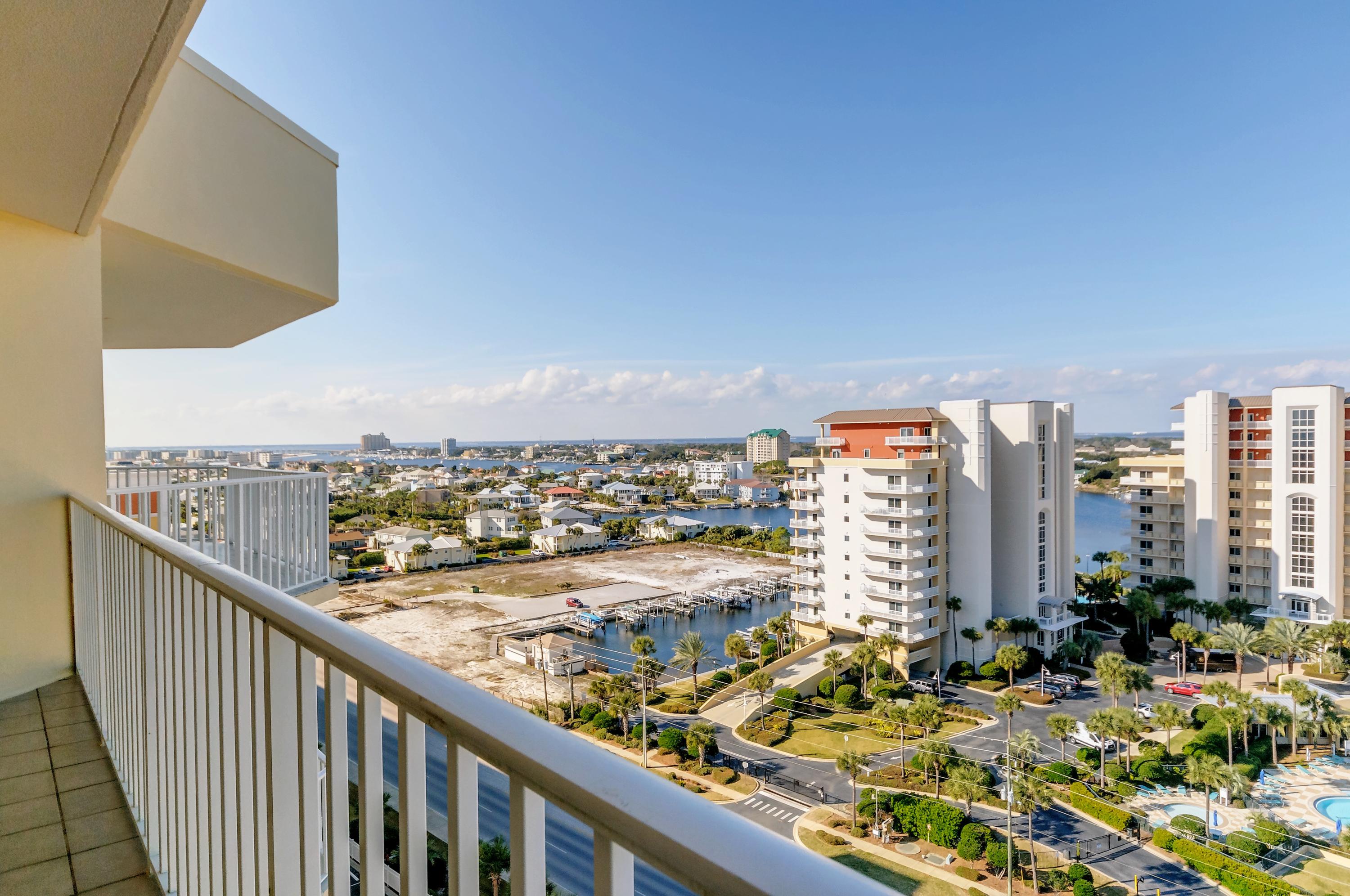 HOLIDAY ISLE TOWERS CONDO - Residential