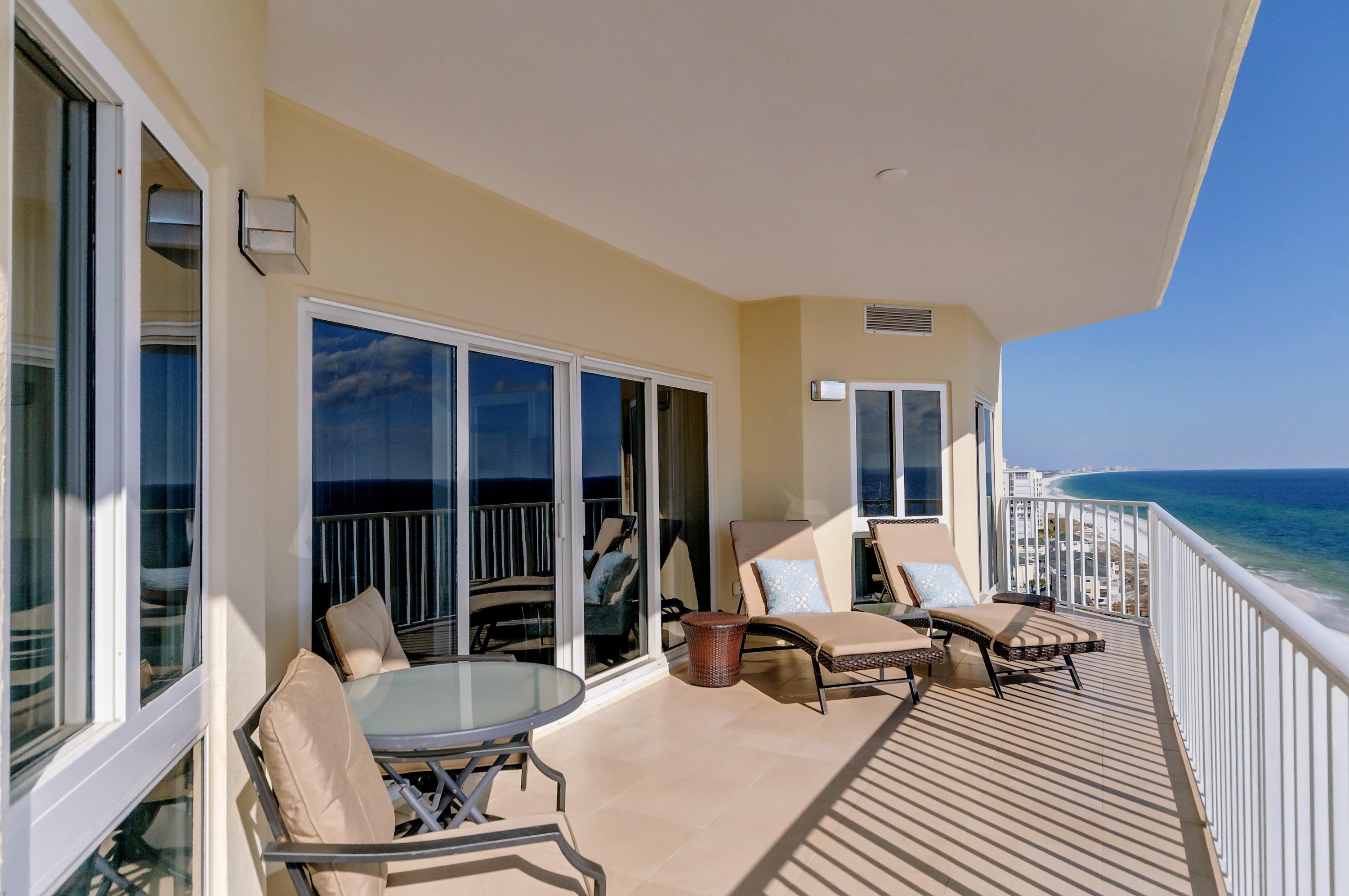 HOLIDAY ISLE TOWERS CONDO - Residential