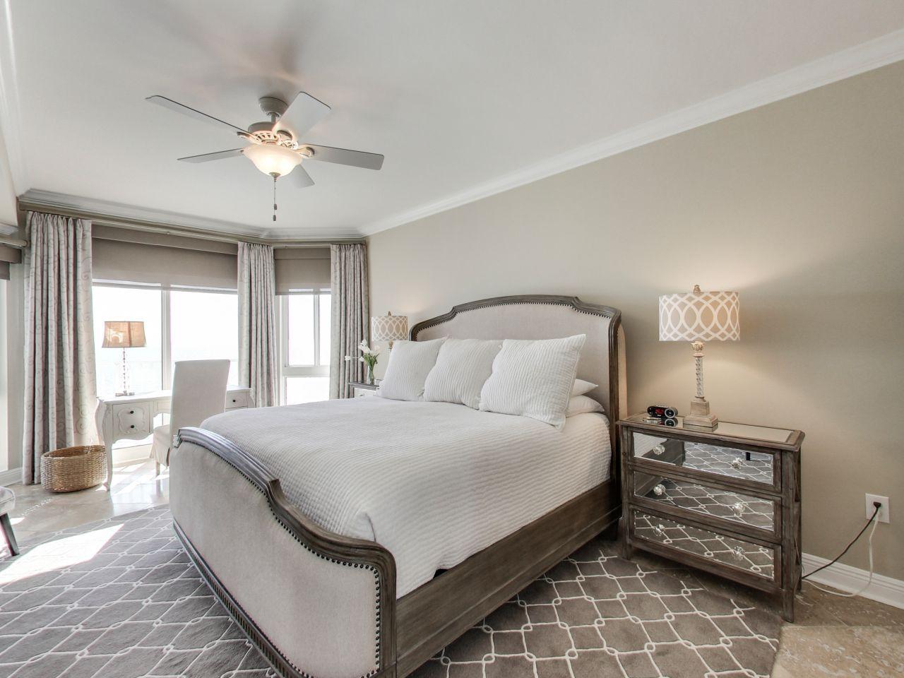 HOLIDAY ISLE TOWERS CONDO - Residential