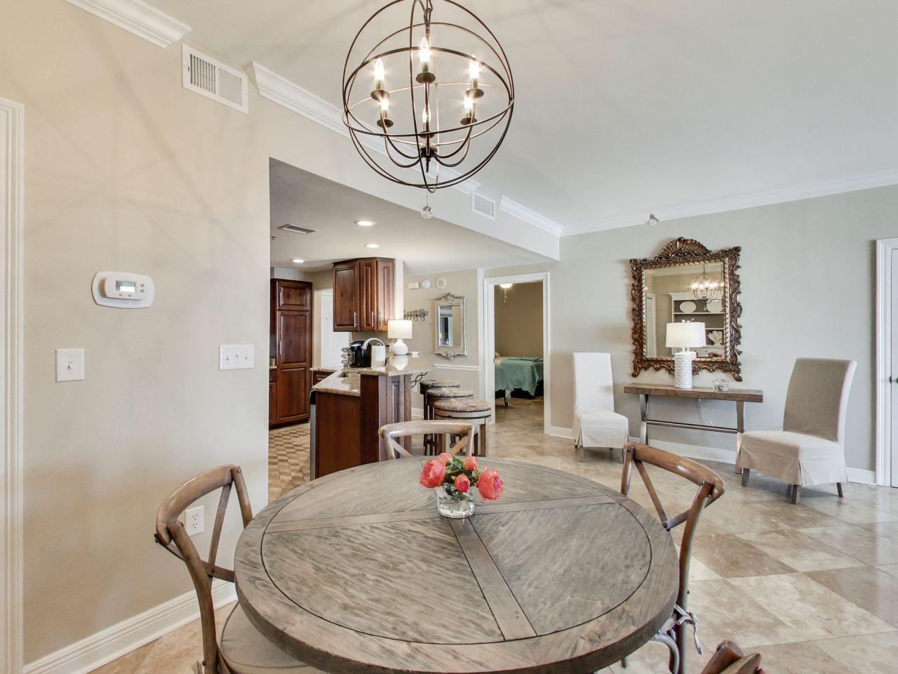 HOLIDAY ISLE TOWERS CONDO - Residential