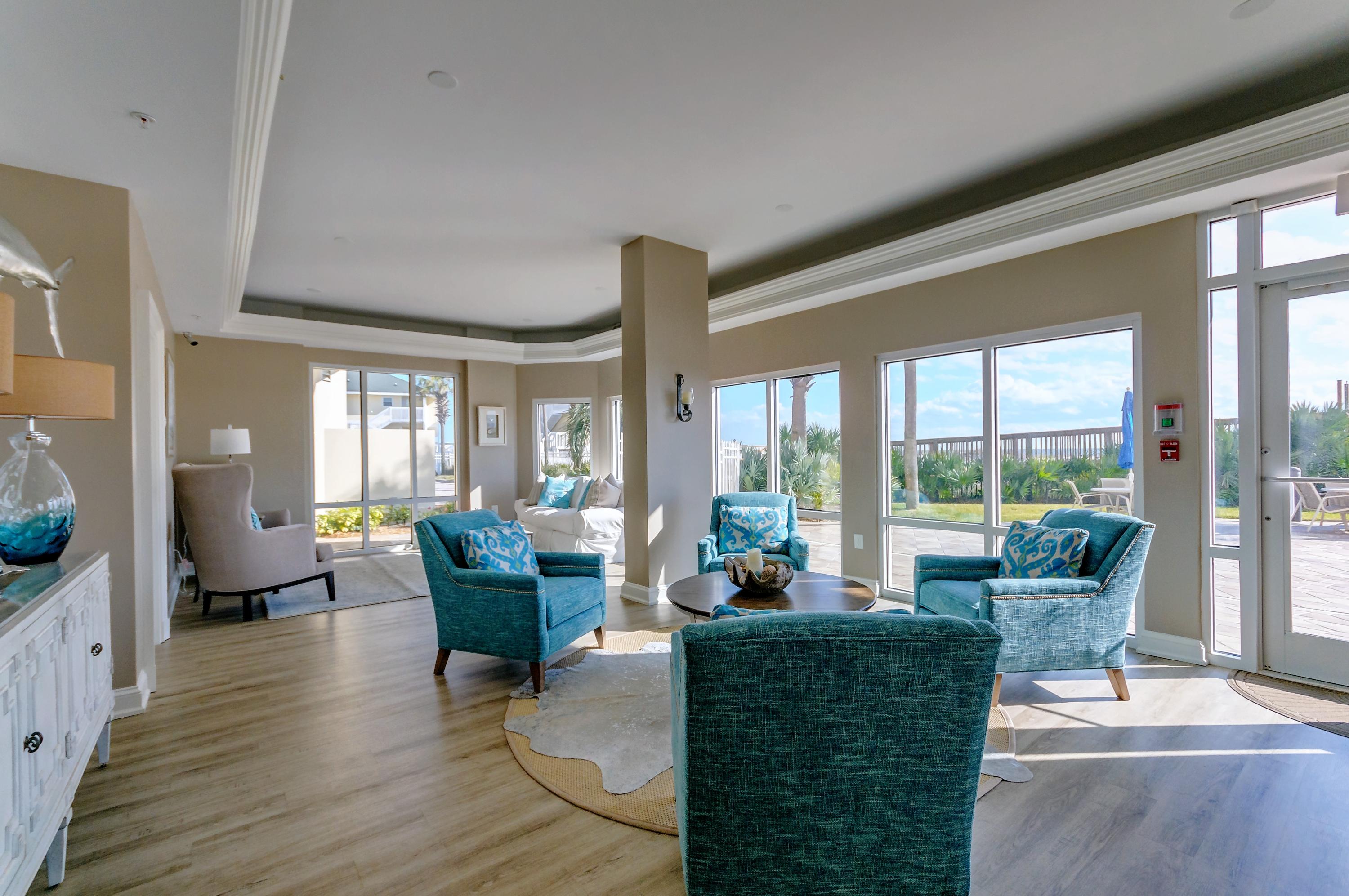 HOLIDAY ISLE TOWERS CONDO - Residential