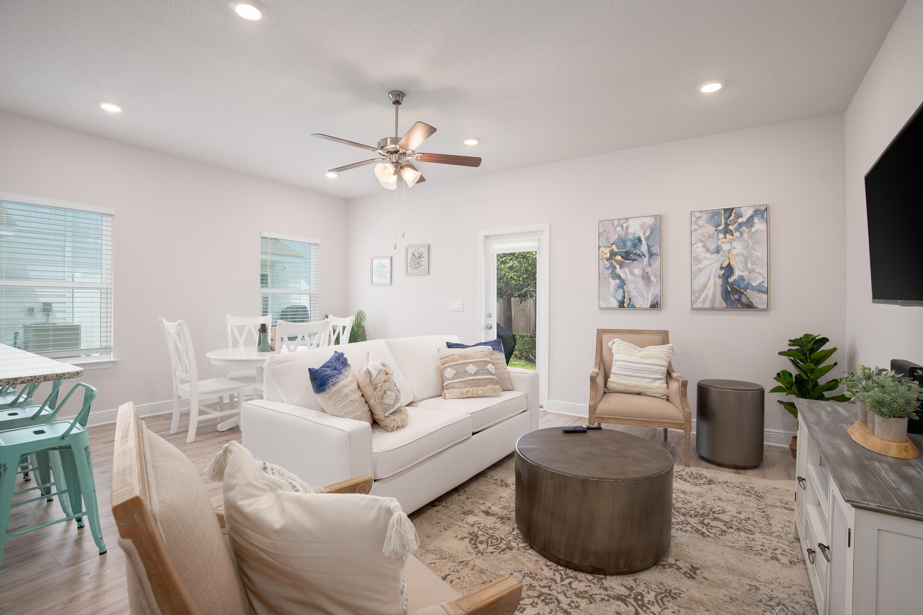 Sandhill pines - Residential