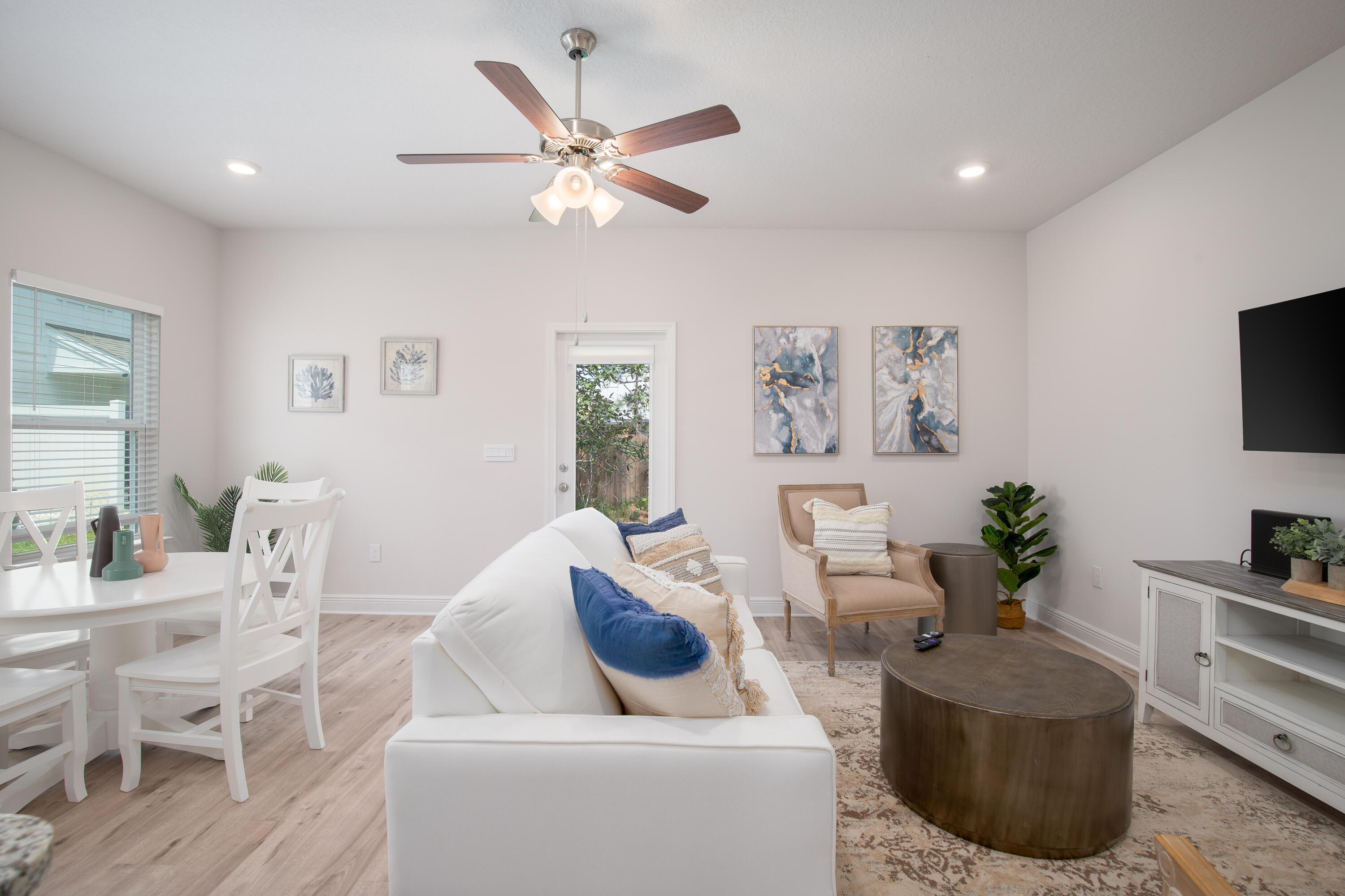 Sandhill pines - Residential