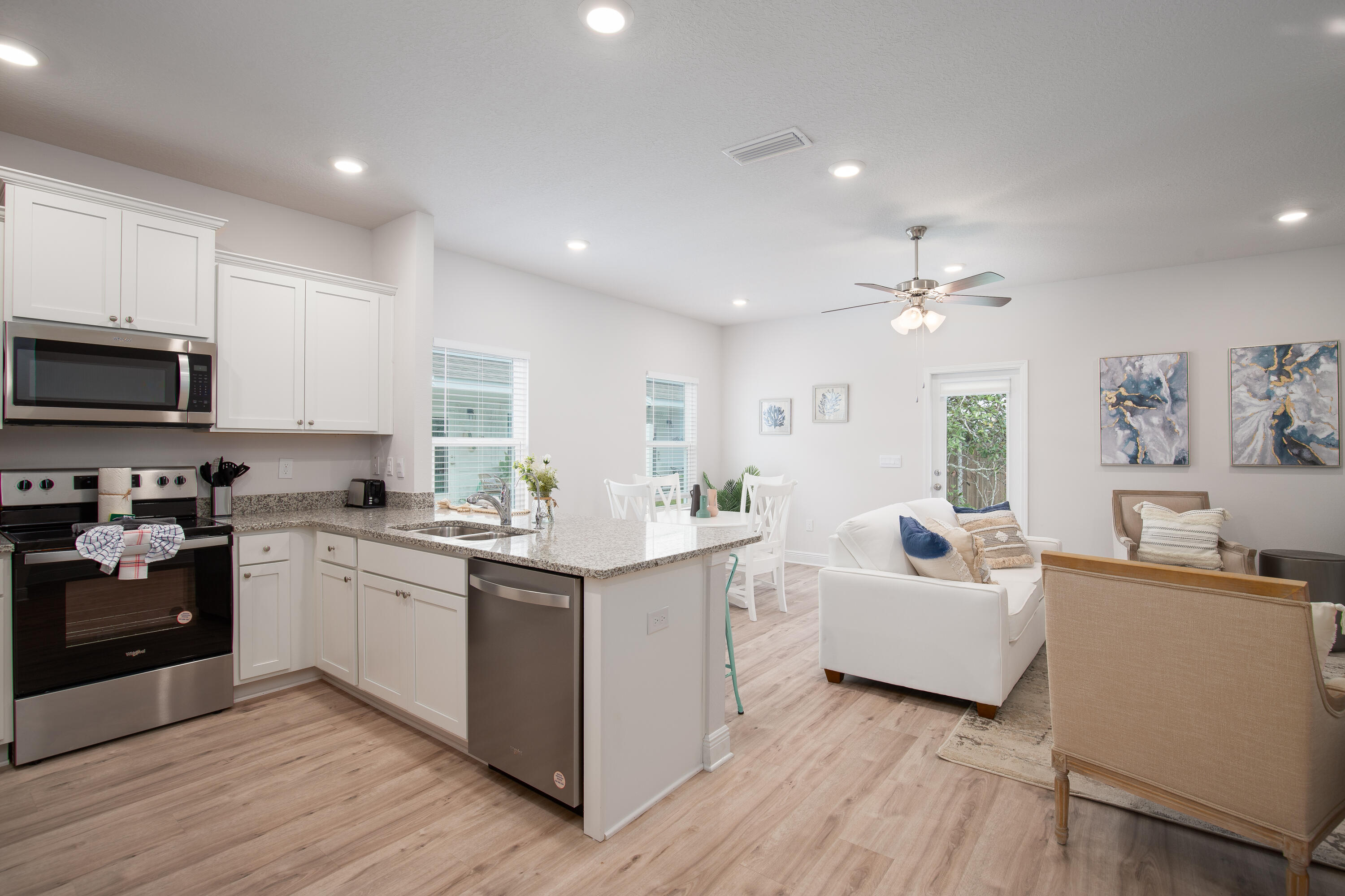 Sandhill pines - Residential