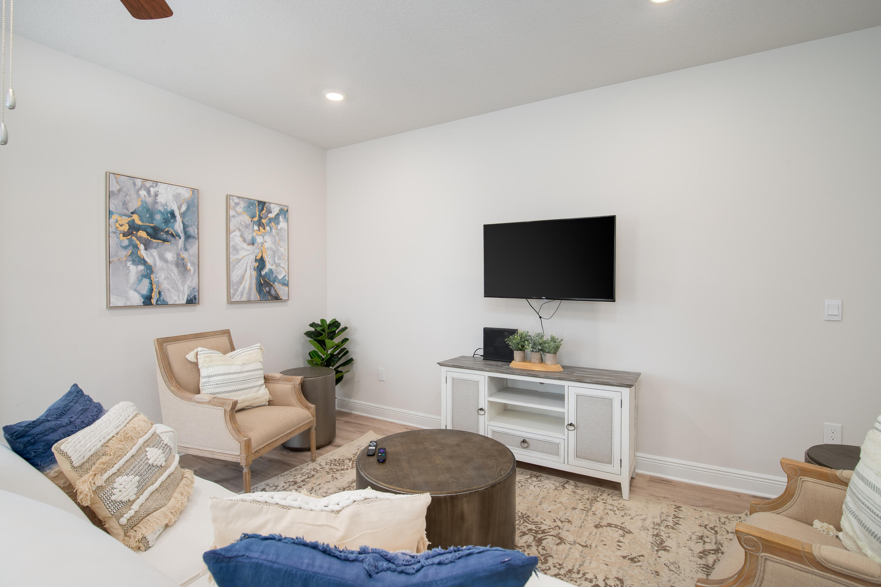 Sandhill pines - Residential