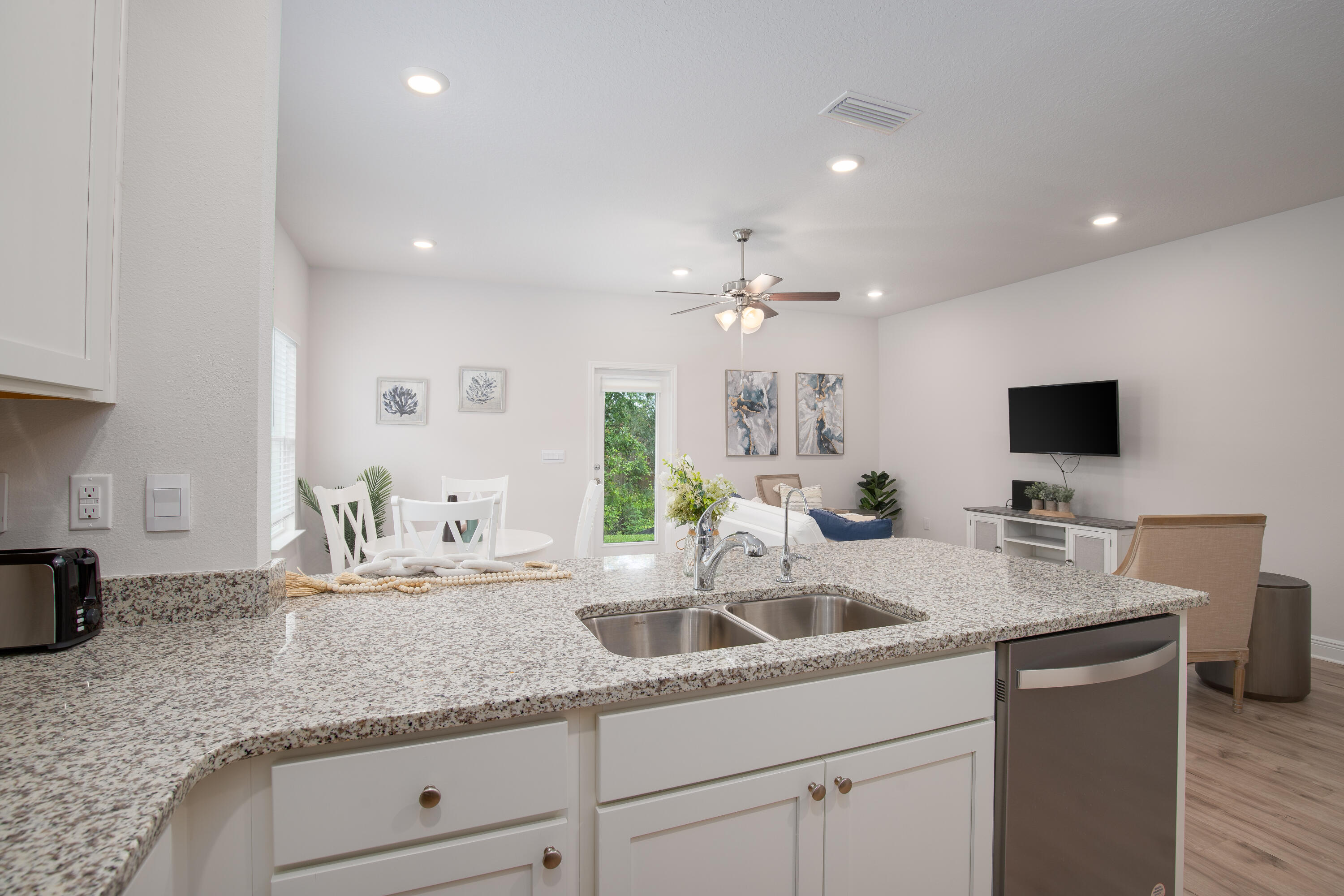 Sandhill pines - Residential