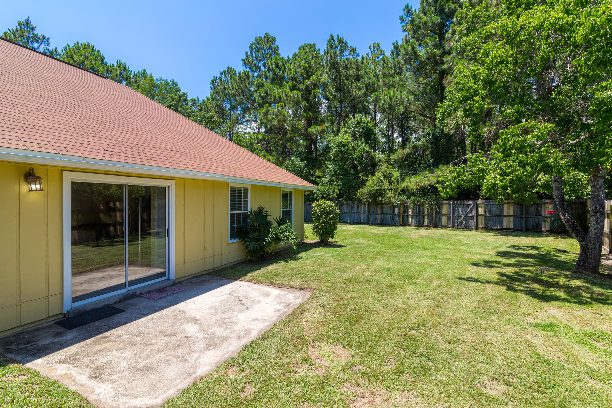 WHITNEY PINES - Residential