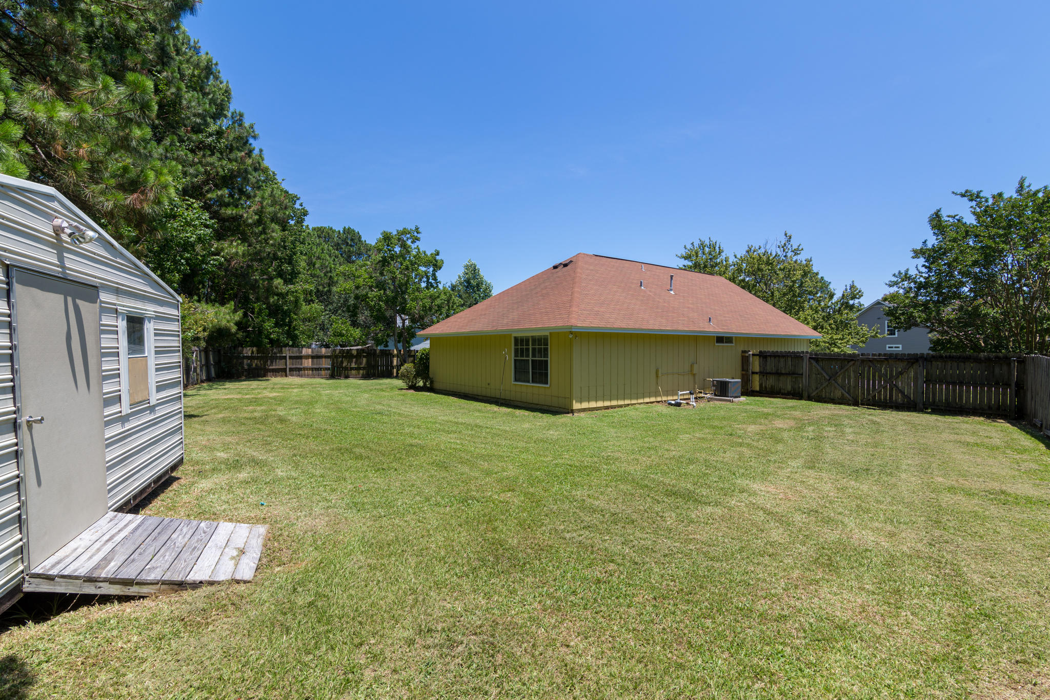 WHITNEY PINES - Residential