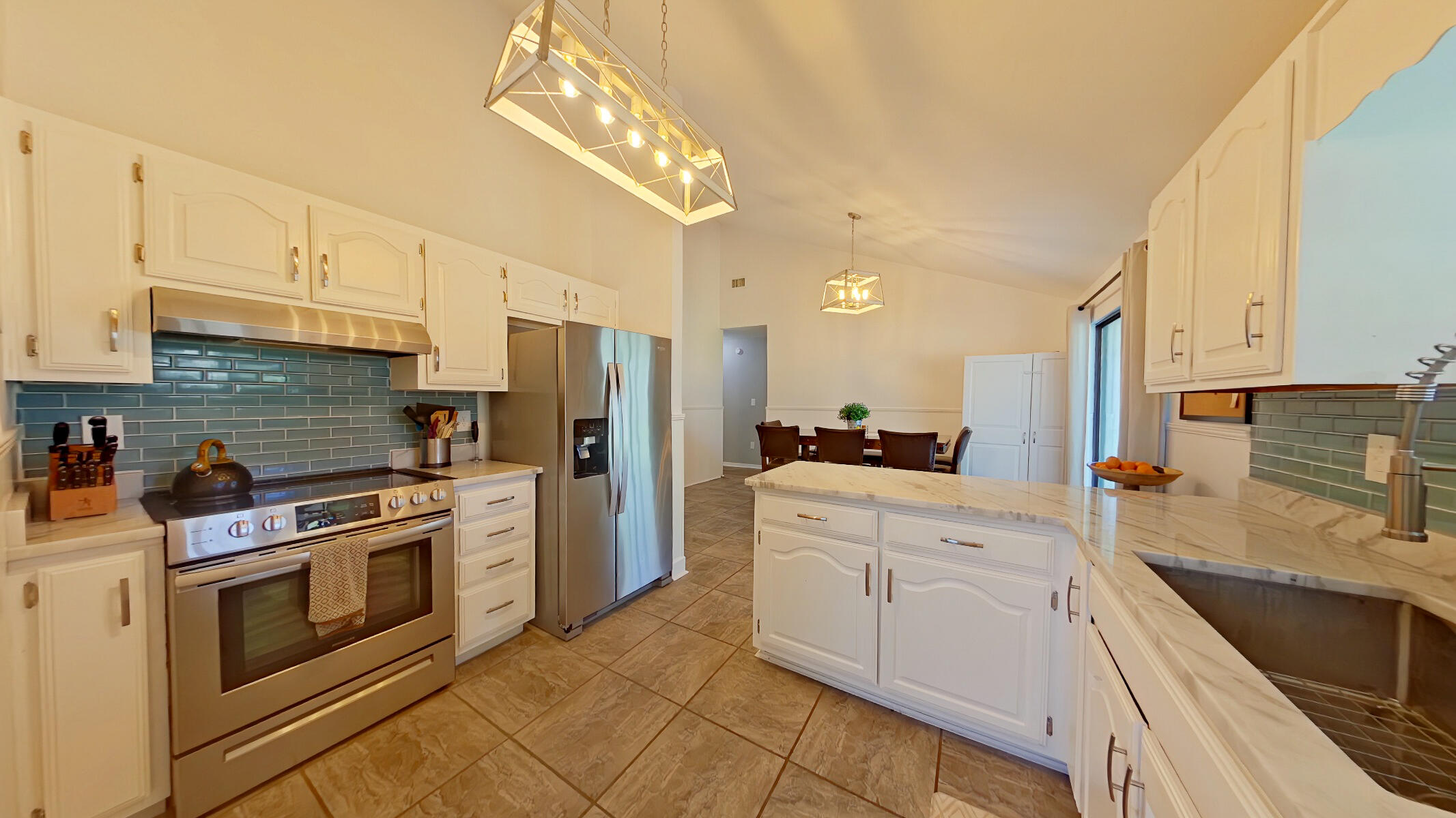 HOLLEY BY THE SEA - Residential