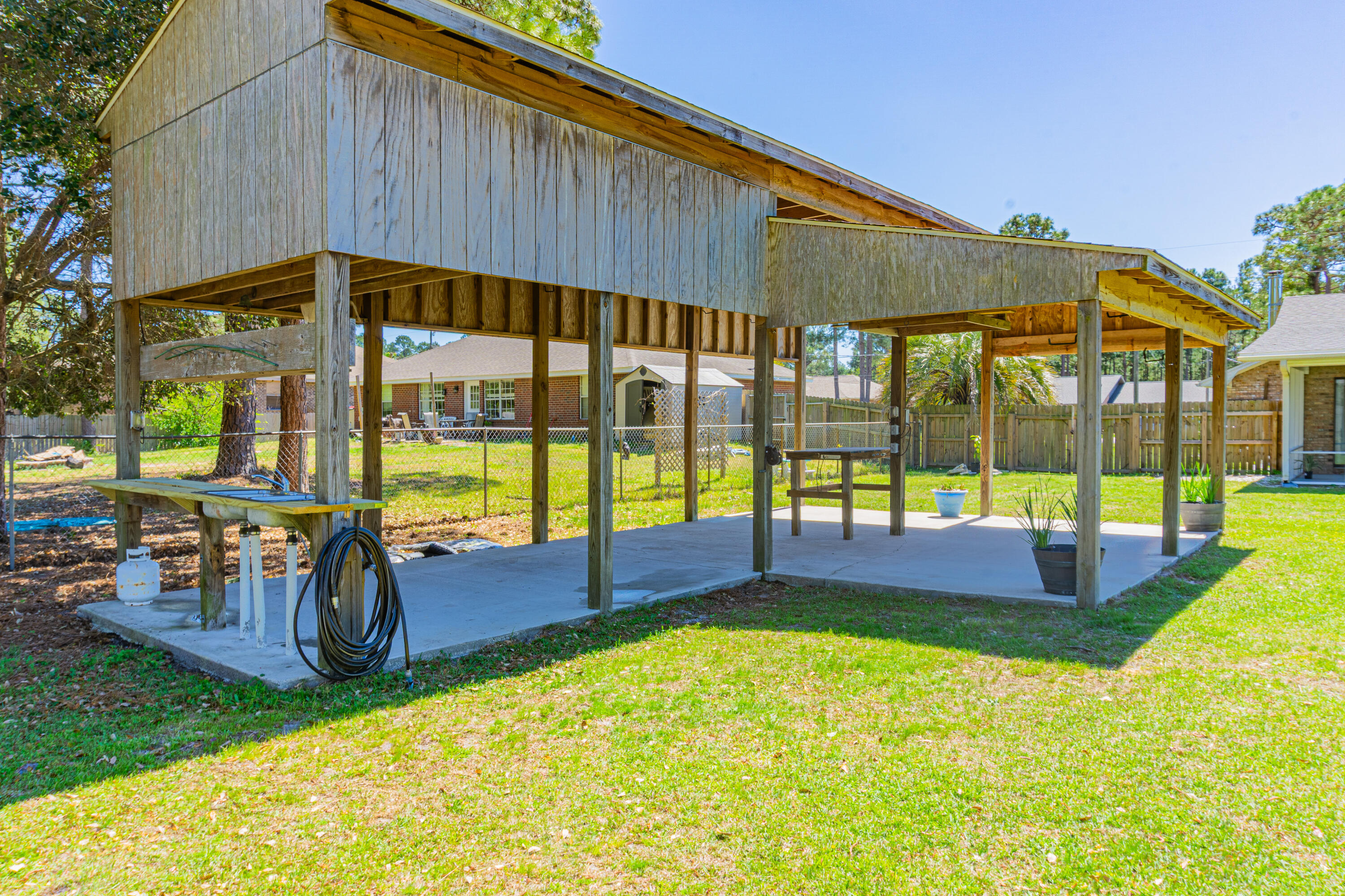 HOLLEY BY THE SEA - Residential