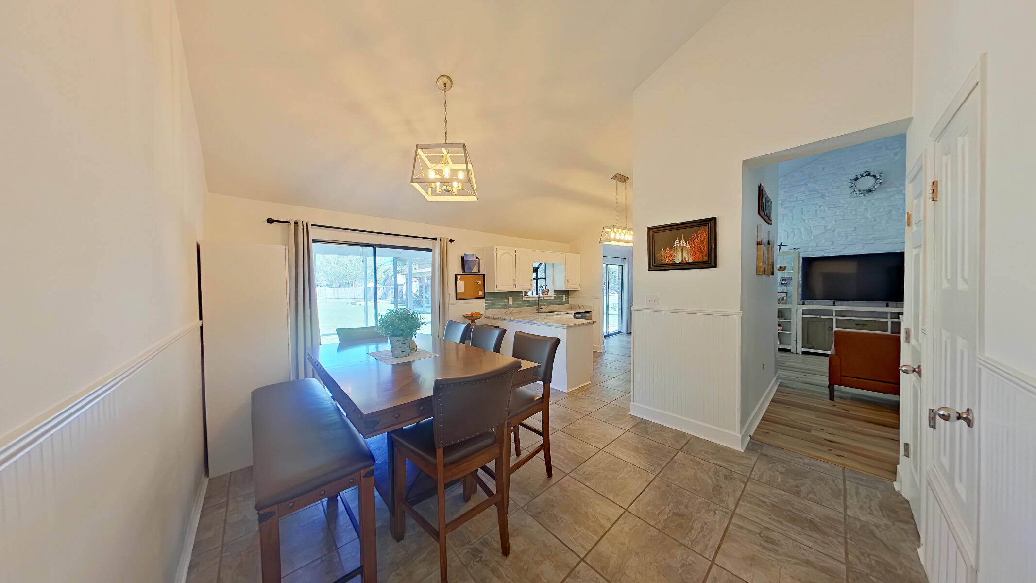 HOLLEY BY THE SEA - Residential