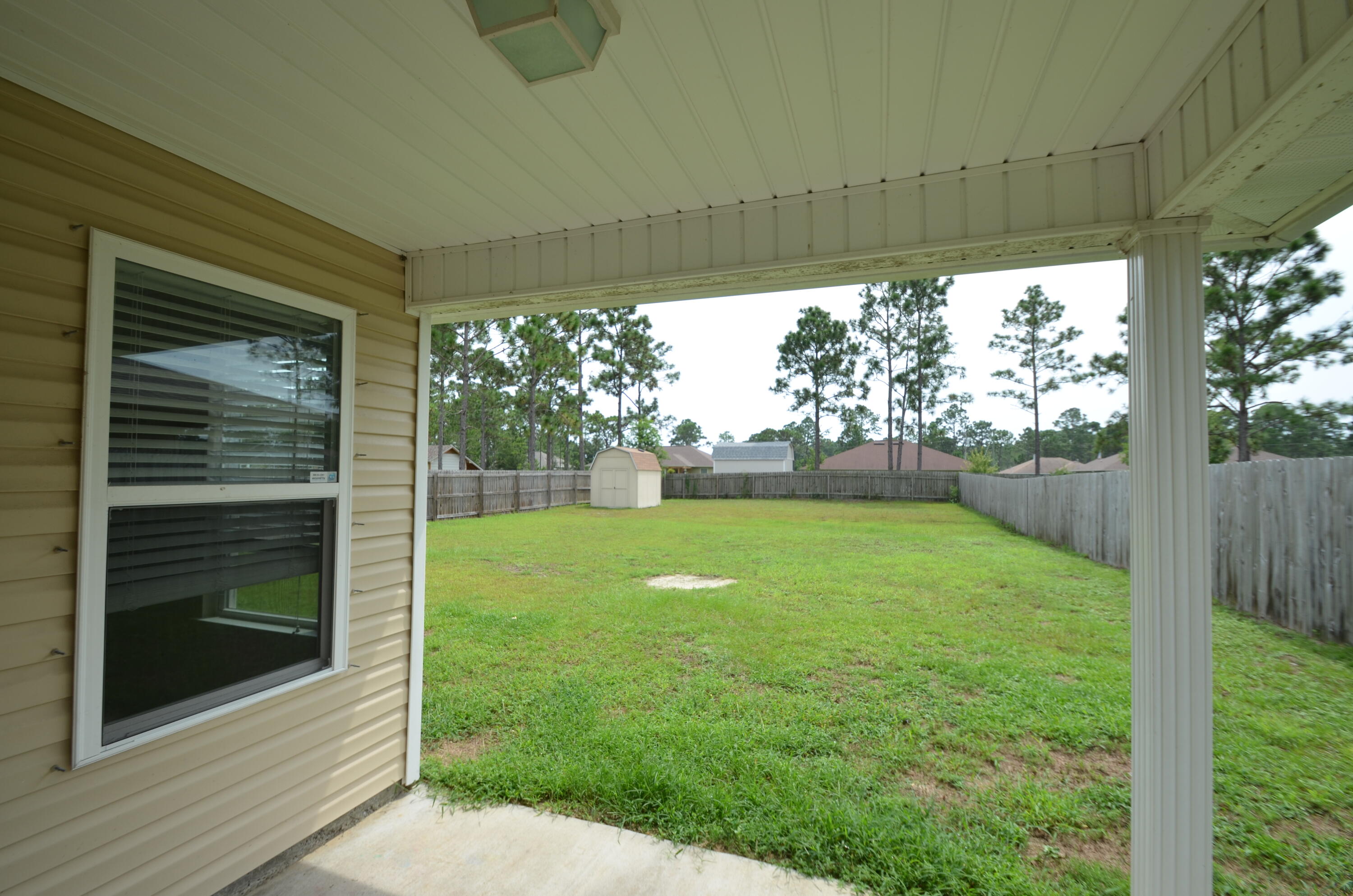 NAVARRE S/D 2ND ADDN - Residential Lease