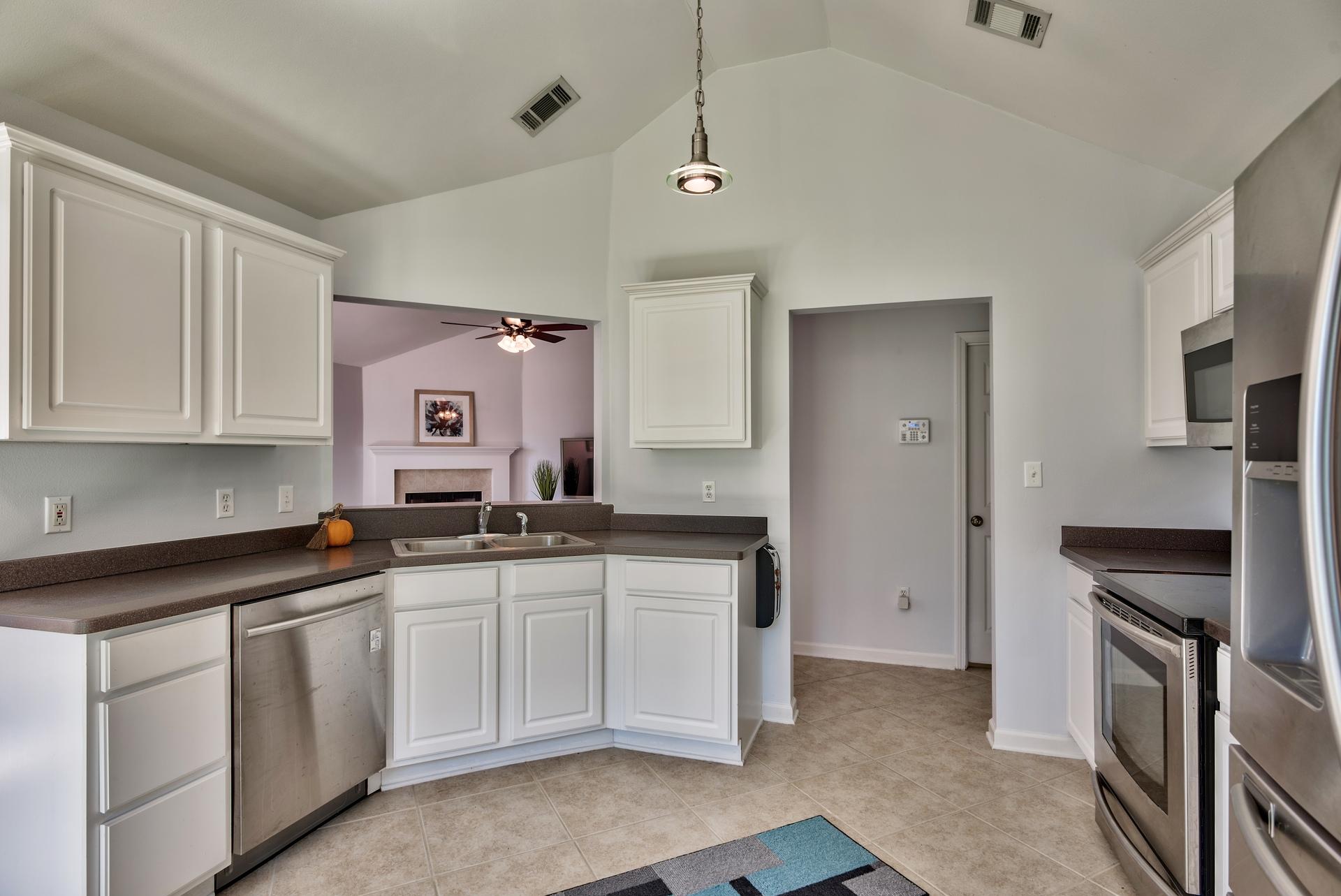 OLDE FLORIDA LAKES - Residential