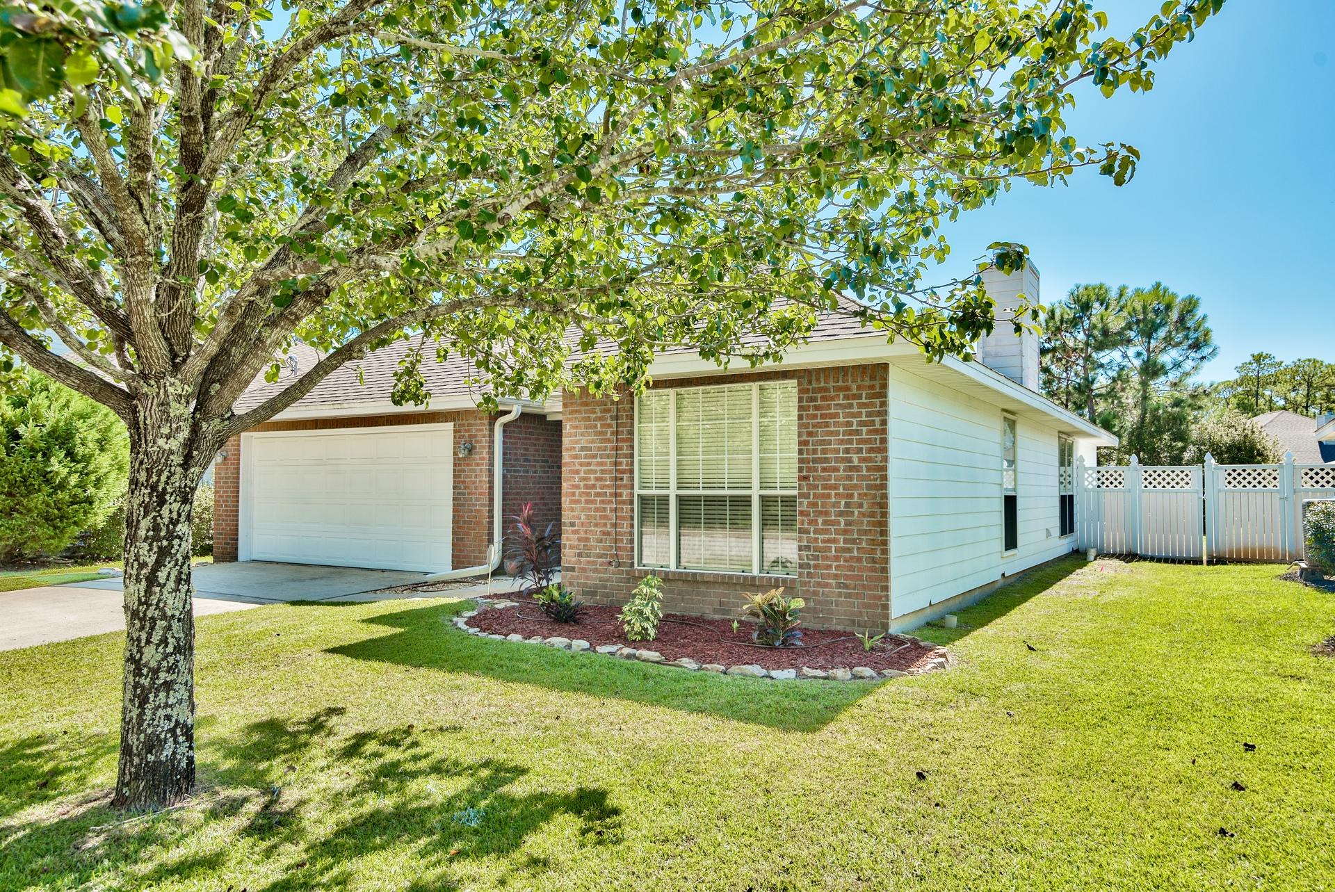 OLDE FLORIDA LAKES - Residential